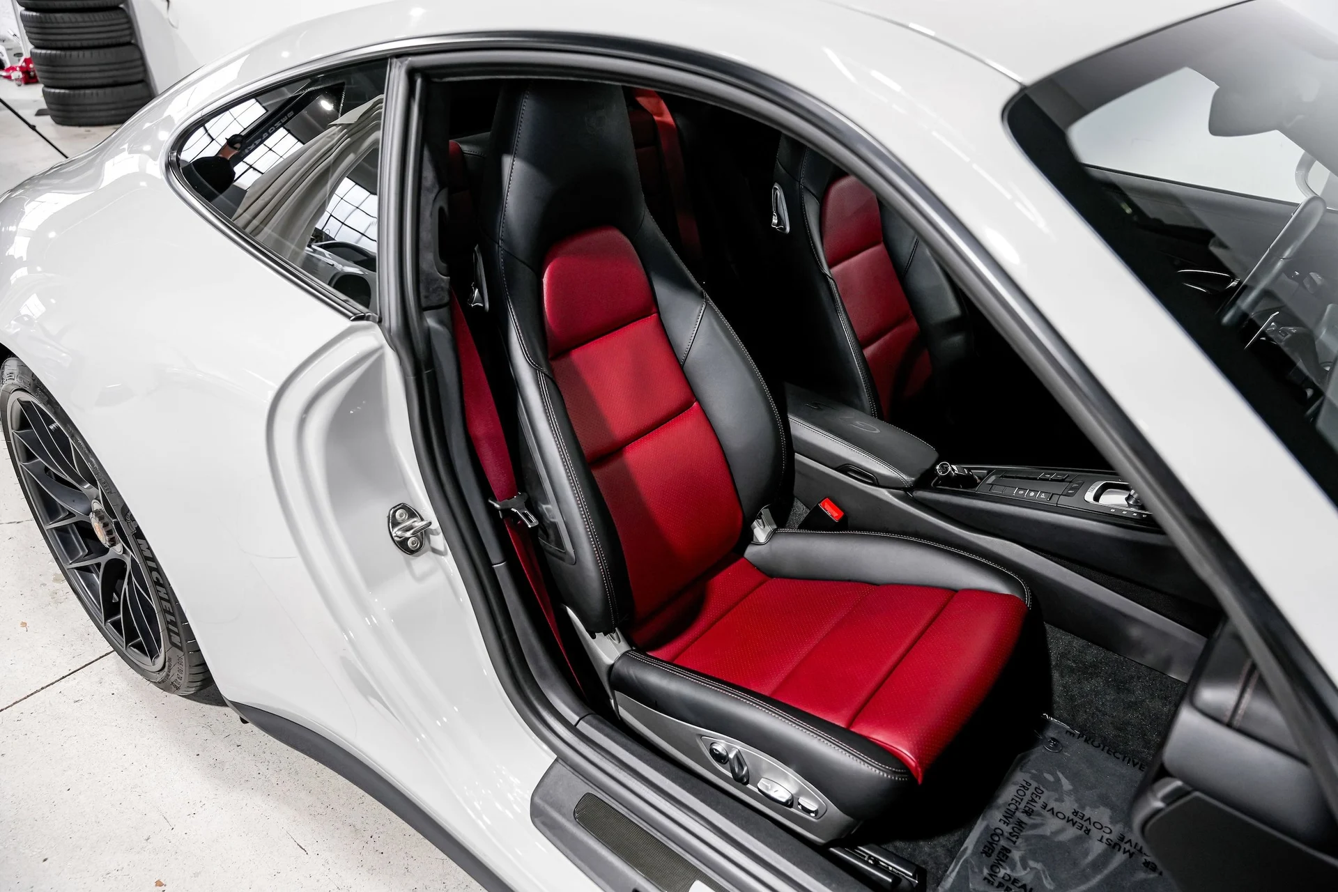 mph031_2827137820_cacf400718a20f8cdfdc890ba6873925x_47c466c2f7