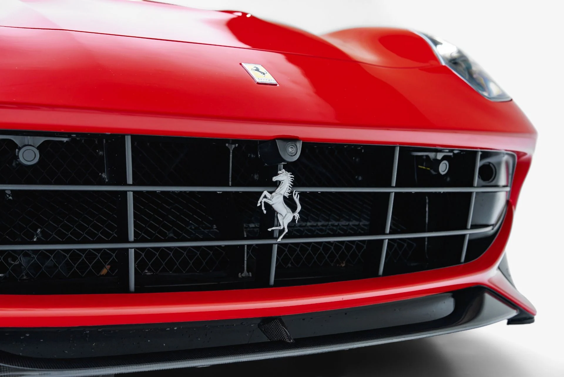 mph031_2828854720_Used_2017_Ferrari_F12berlinetta_1791838720_45fe25c173