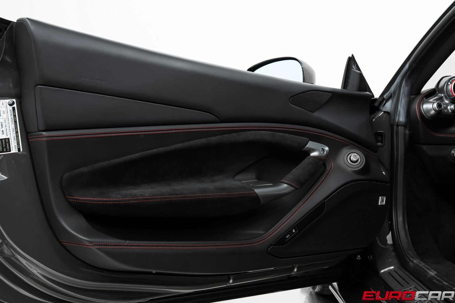 mph031_2836610800_image_32_a1145fa101