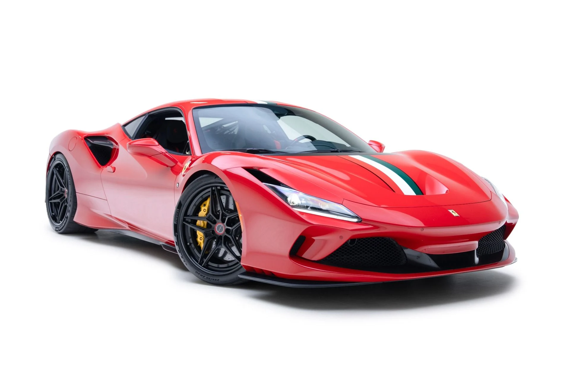 mph031_2838167628_Used_2021_Ferrari_F8_Tributo_1779466179_2eb7672ff6