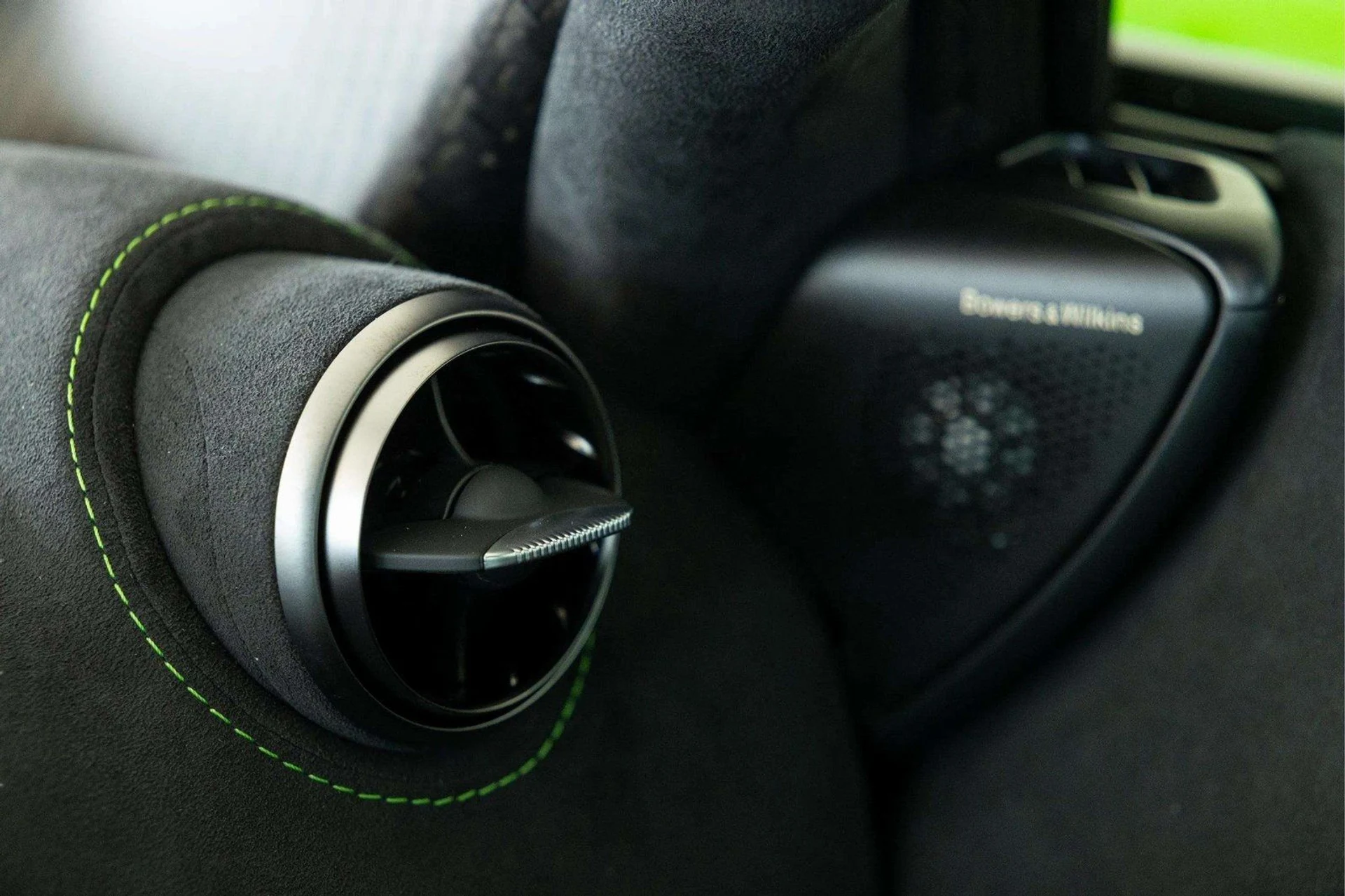 mph031_2838385679_image_32_671d349f44