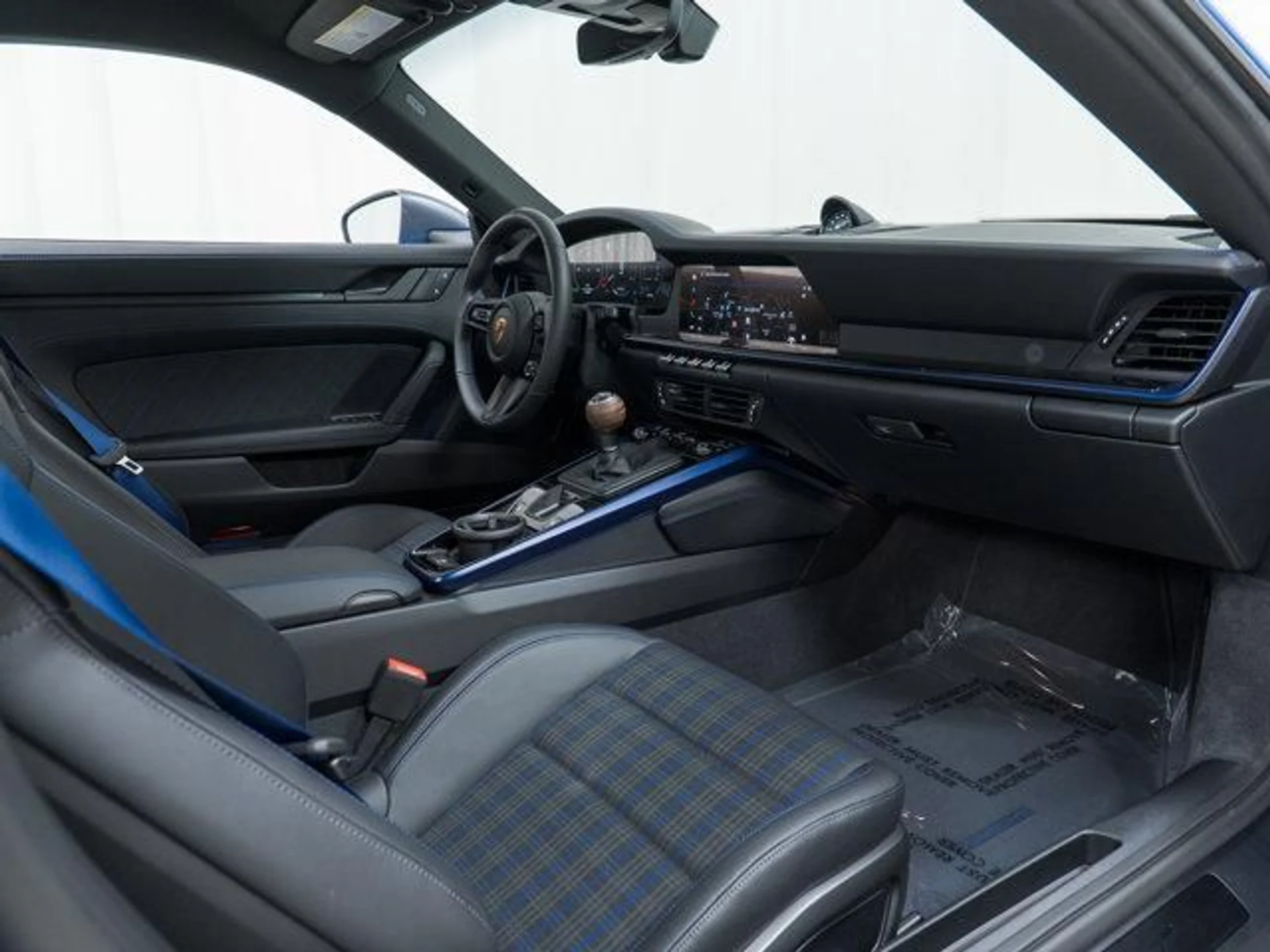 mph031_2840249152_3cng_R2_V0_E_Sfd_A1_Y_Yy_XKV_Xg_I9_K_Zk_4c236f8580