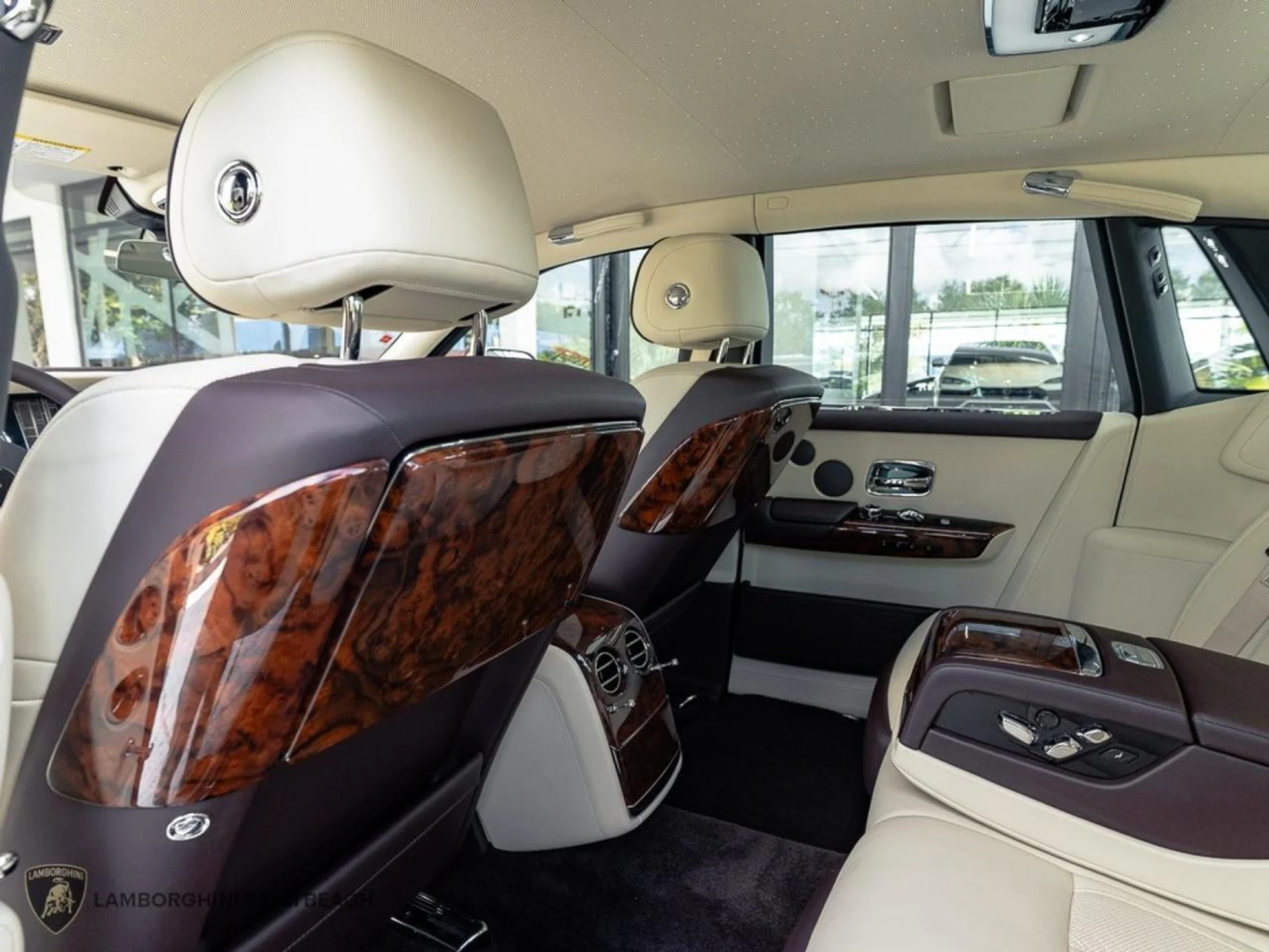 mph031_2844944713_49fdb719ec9724ad26ce894909ccbdc0_6754b674f6