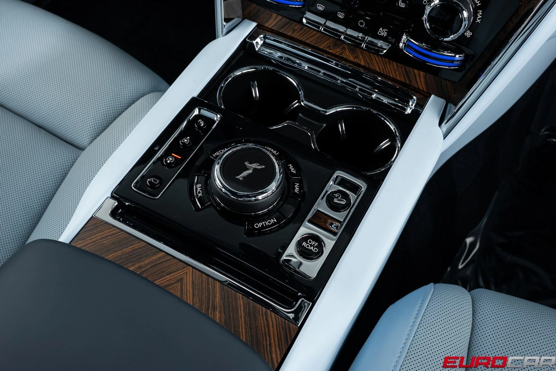 mph031_2861159987_image_32_f2934be2bc