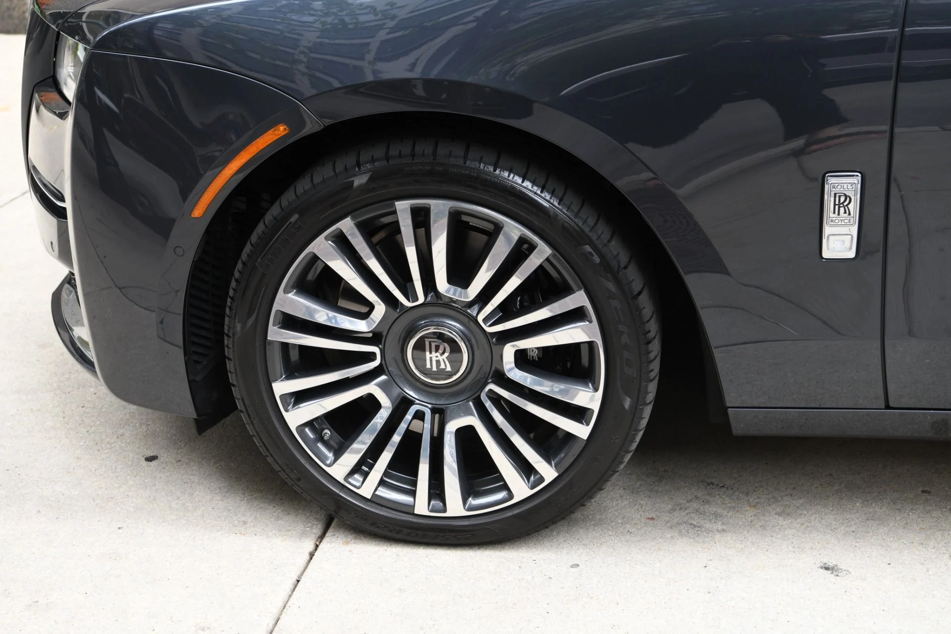 mph031_288768250_11295_p33_l_4a2c3b50cb