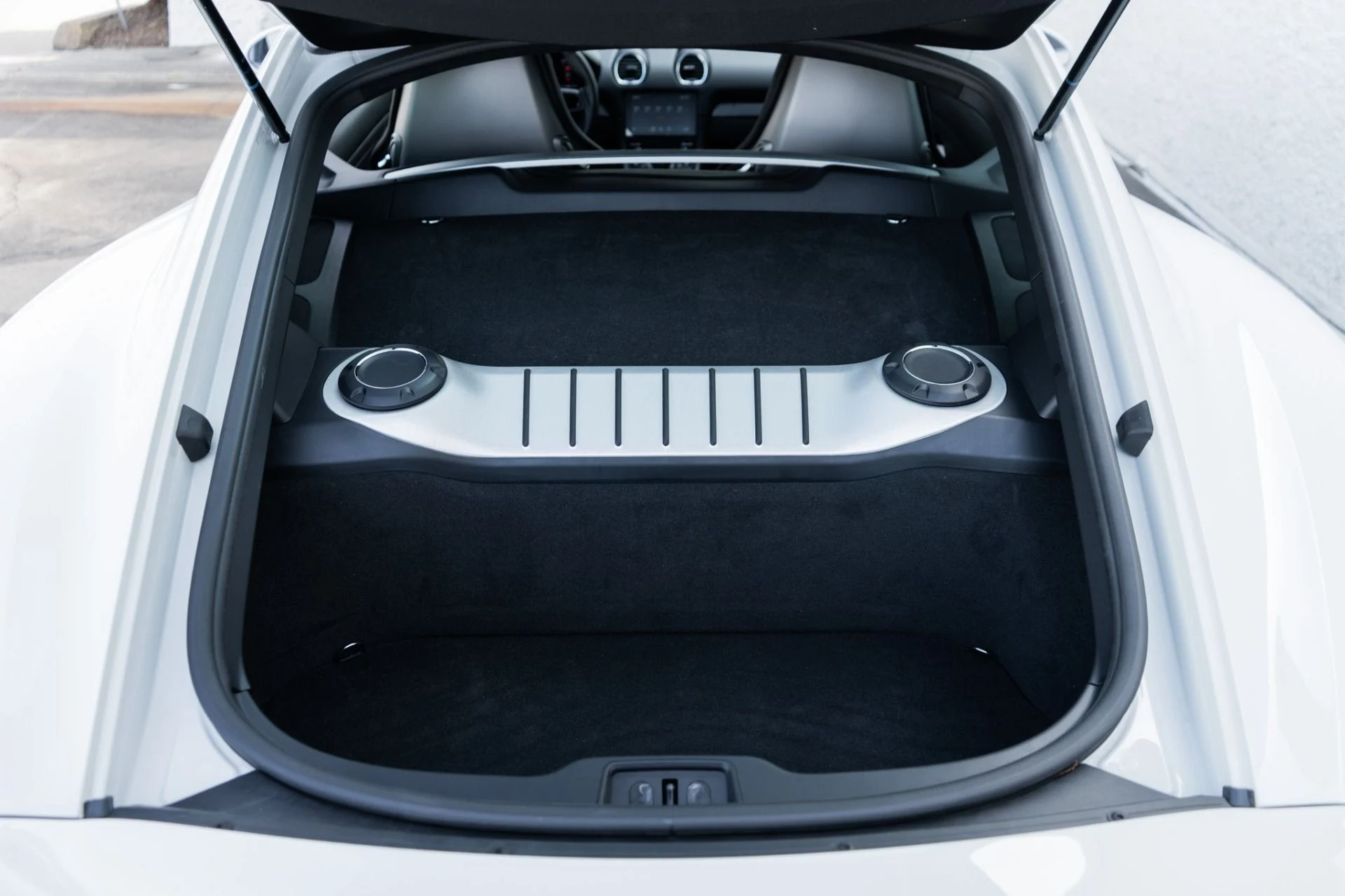 mph031_2891179760_Used_2022_Porsche_718_Cayman_GT_4_1773698341_be60abff01