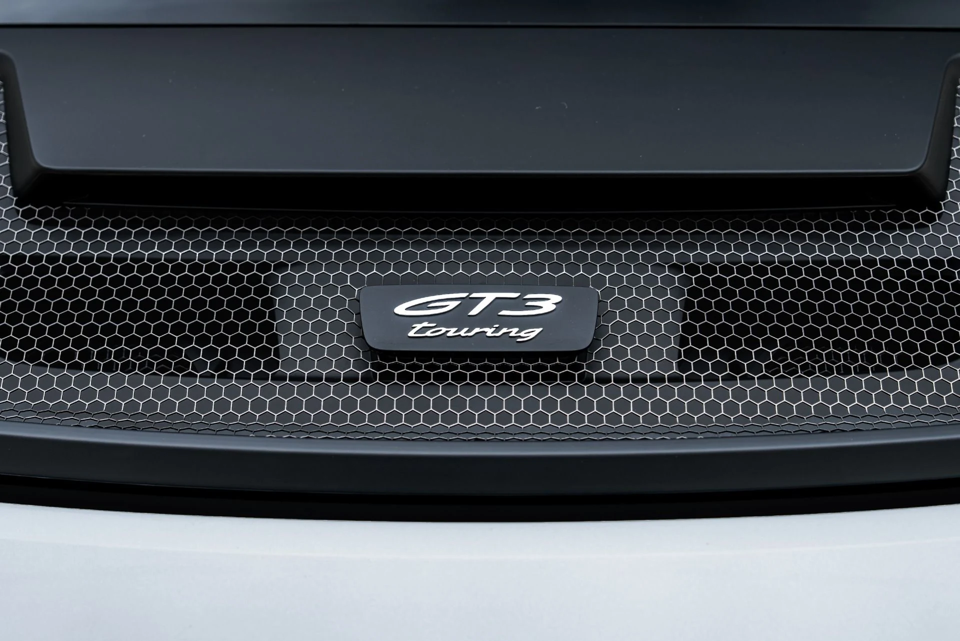 mph031_2899273912_Used_2026_Porsche_911_GT_3_Touring_1784674807_4536ca0707