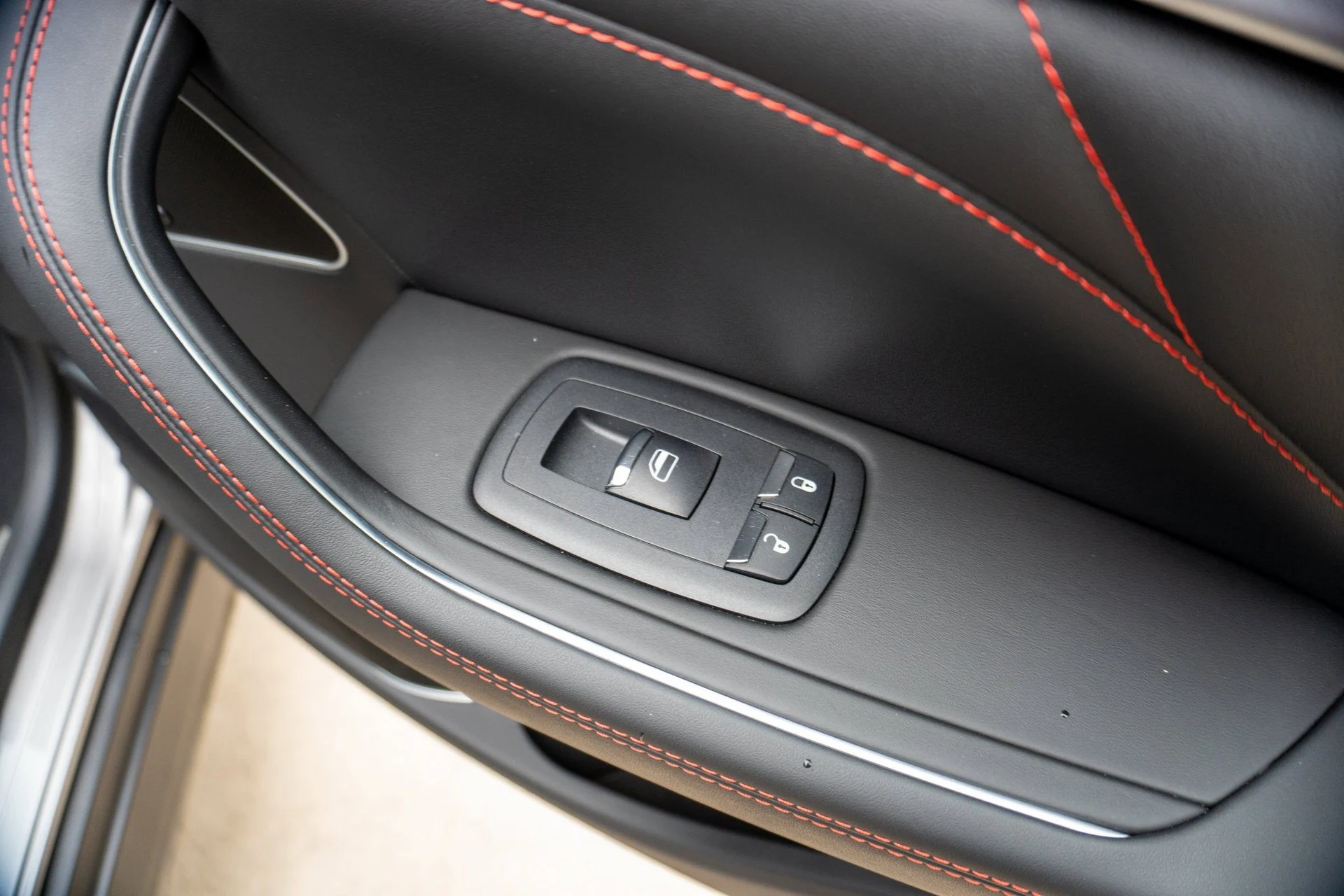 mph031_2909942005_f42731e2eb24438bad445f92aed3a66c_0d7825caa8