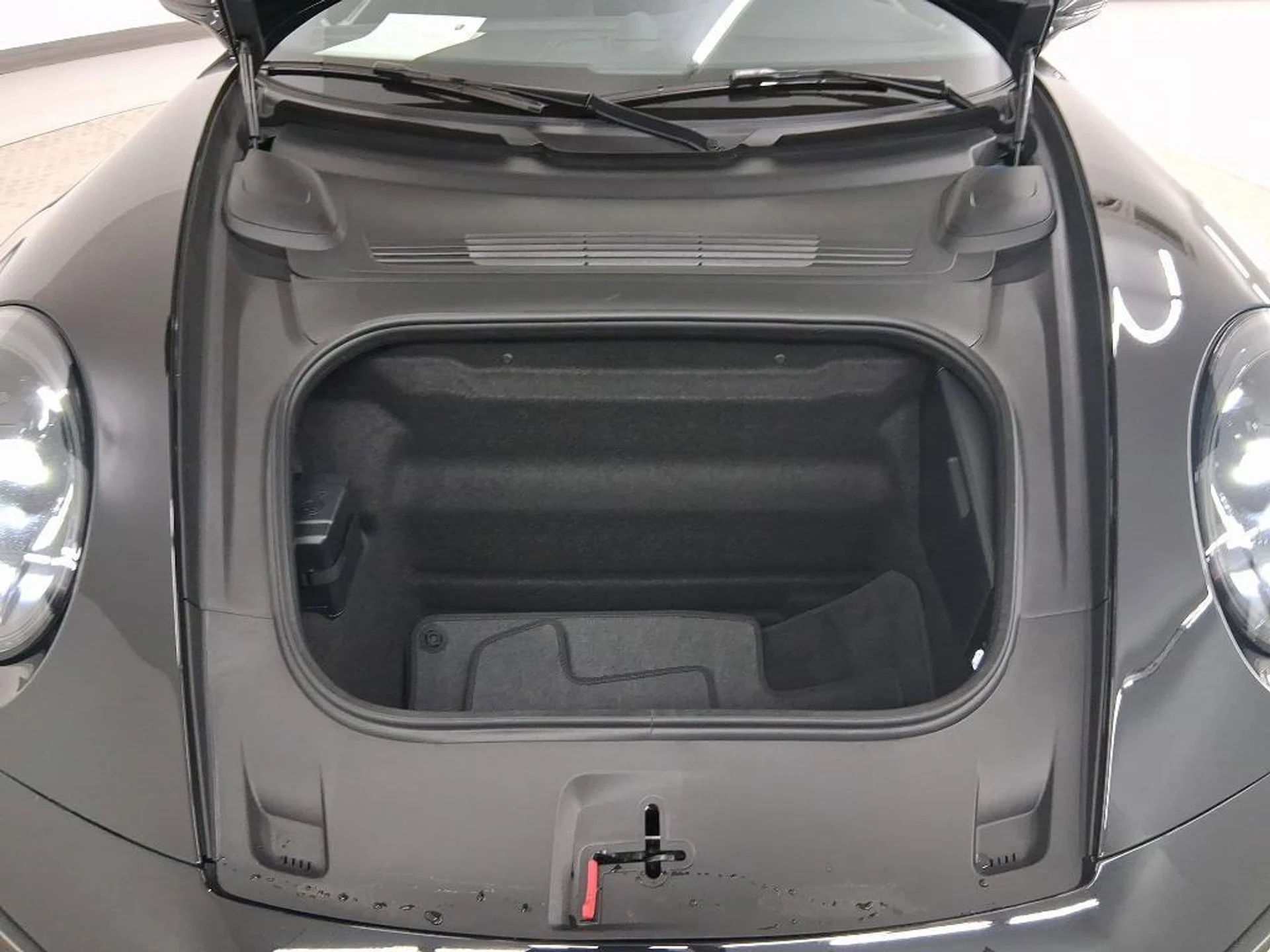 mph031_291249928_W8_Nc0_Gp4_Pz_Ux1_P1i_h_K_Mi_Fnz_Emg_7a7993ae6a