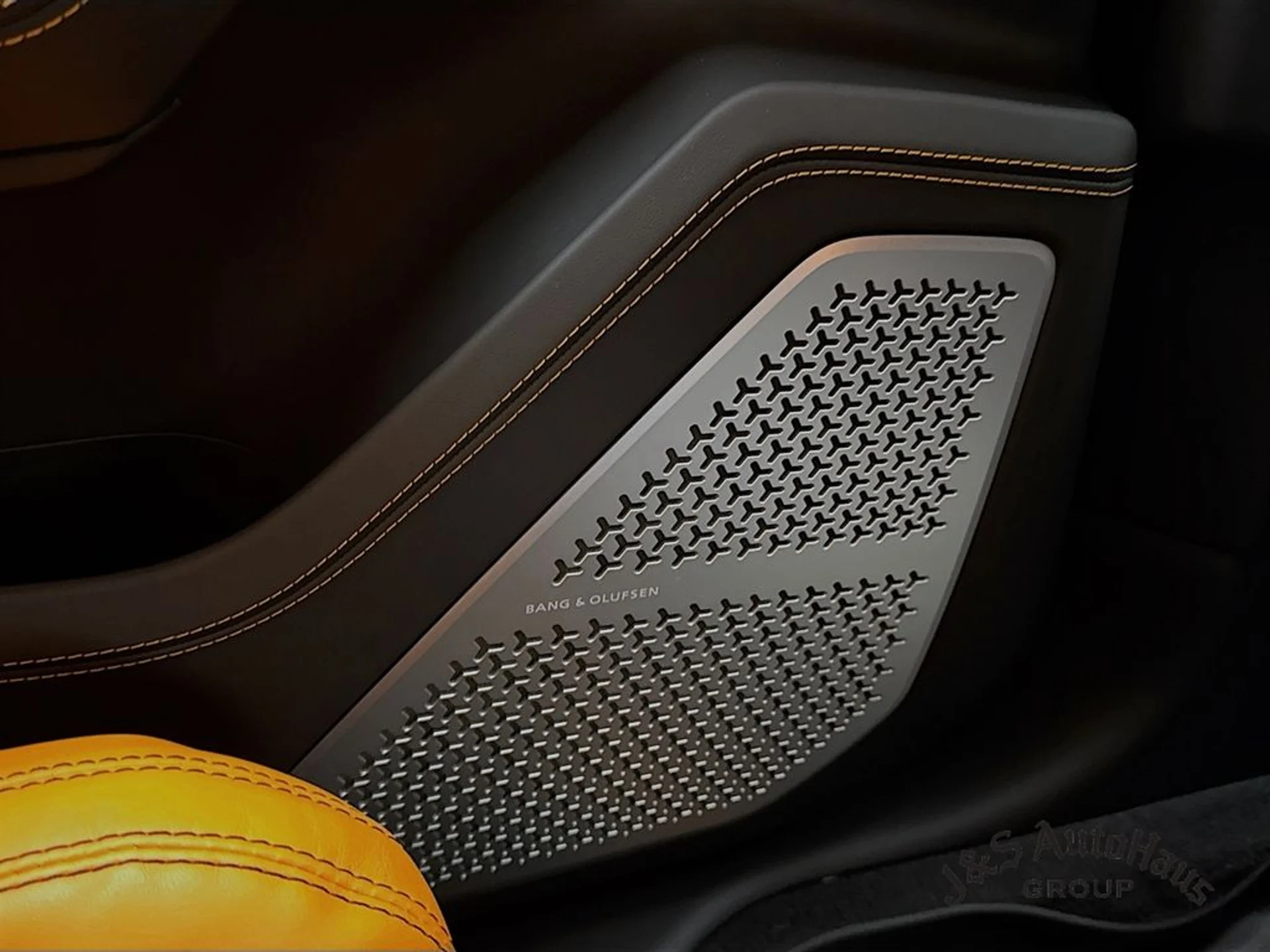 mph031_2924094440_ebo4k6ib6kp3q96z0csm8e2r3lbf_013486053d