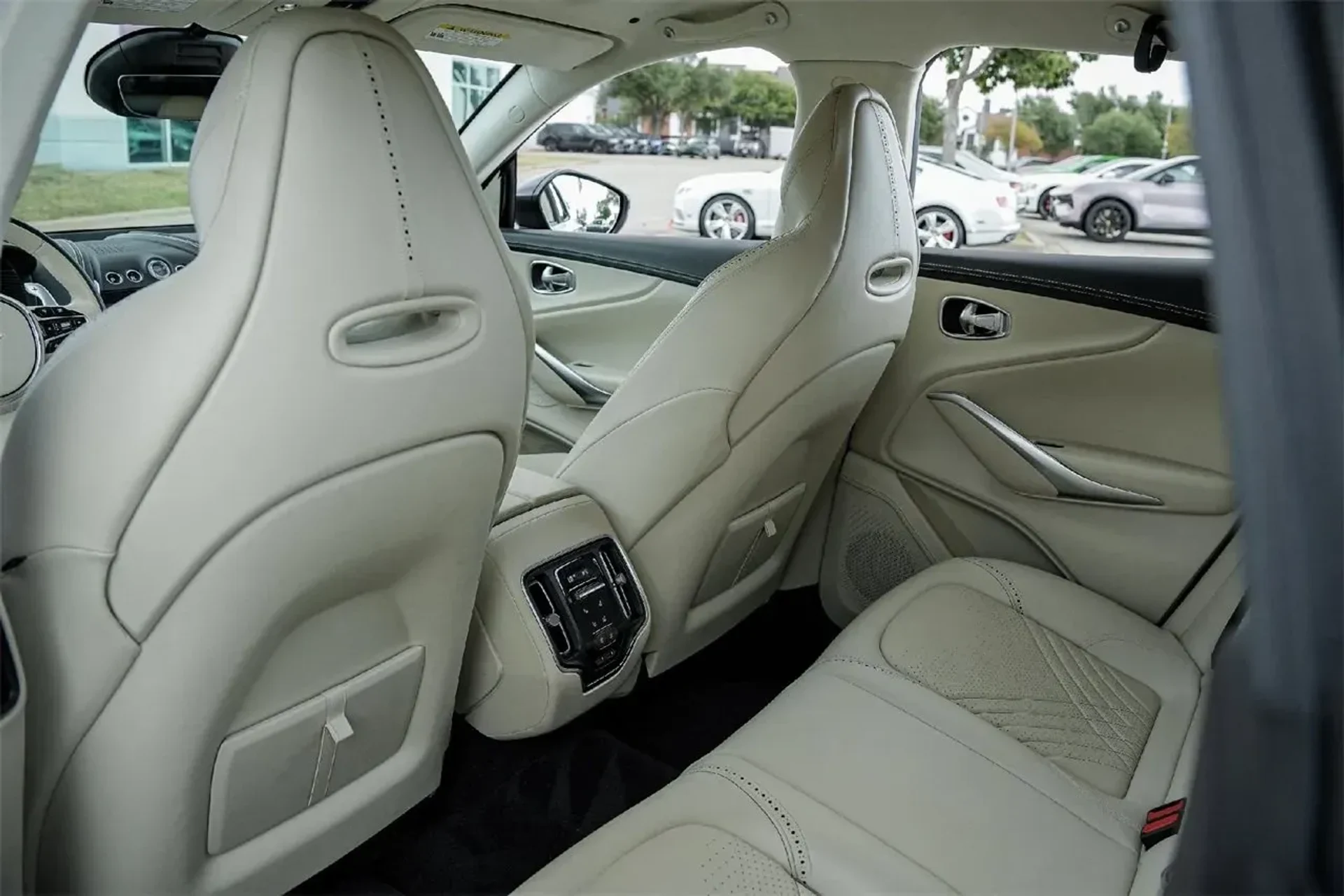 mph031_2935250371_9fc639baf9cf4ee49016481e1ee69e4b_d6b3db475c