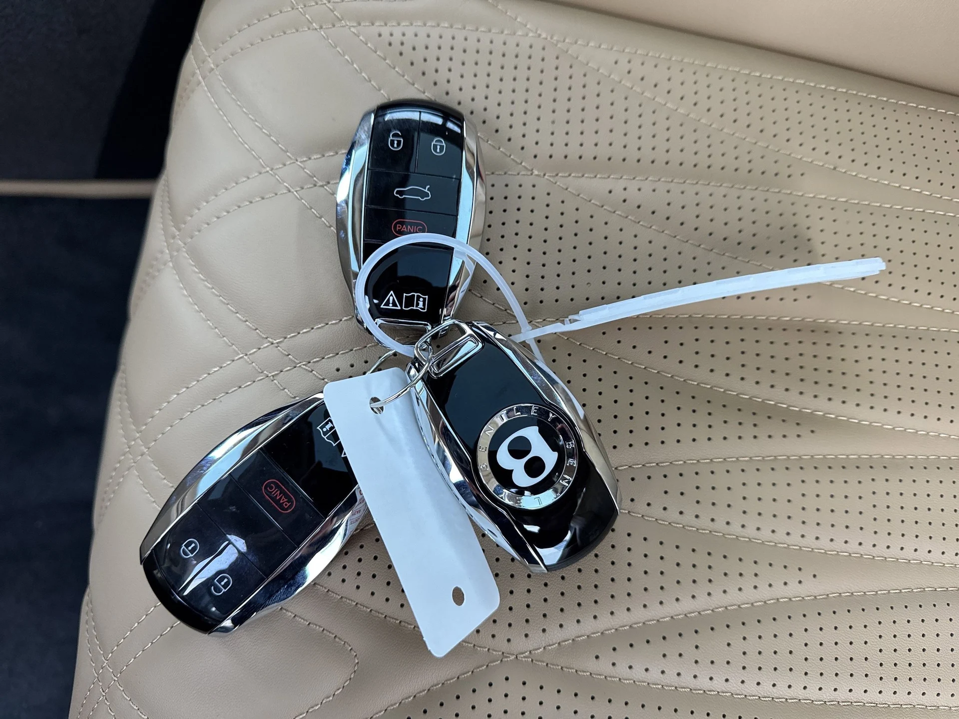 mph031_2939804469_98486f71765e454f13796ccb588bcb97x_a8a54ba69c