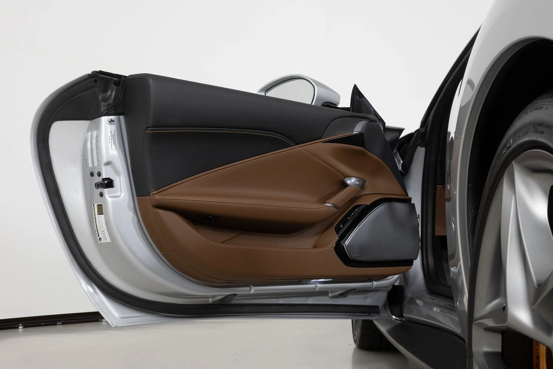 mph031_2954881788_b5388efde1a7a5d0271221040792f1fb_345e531856