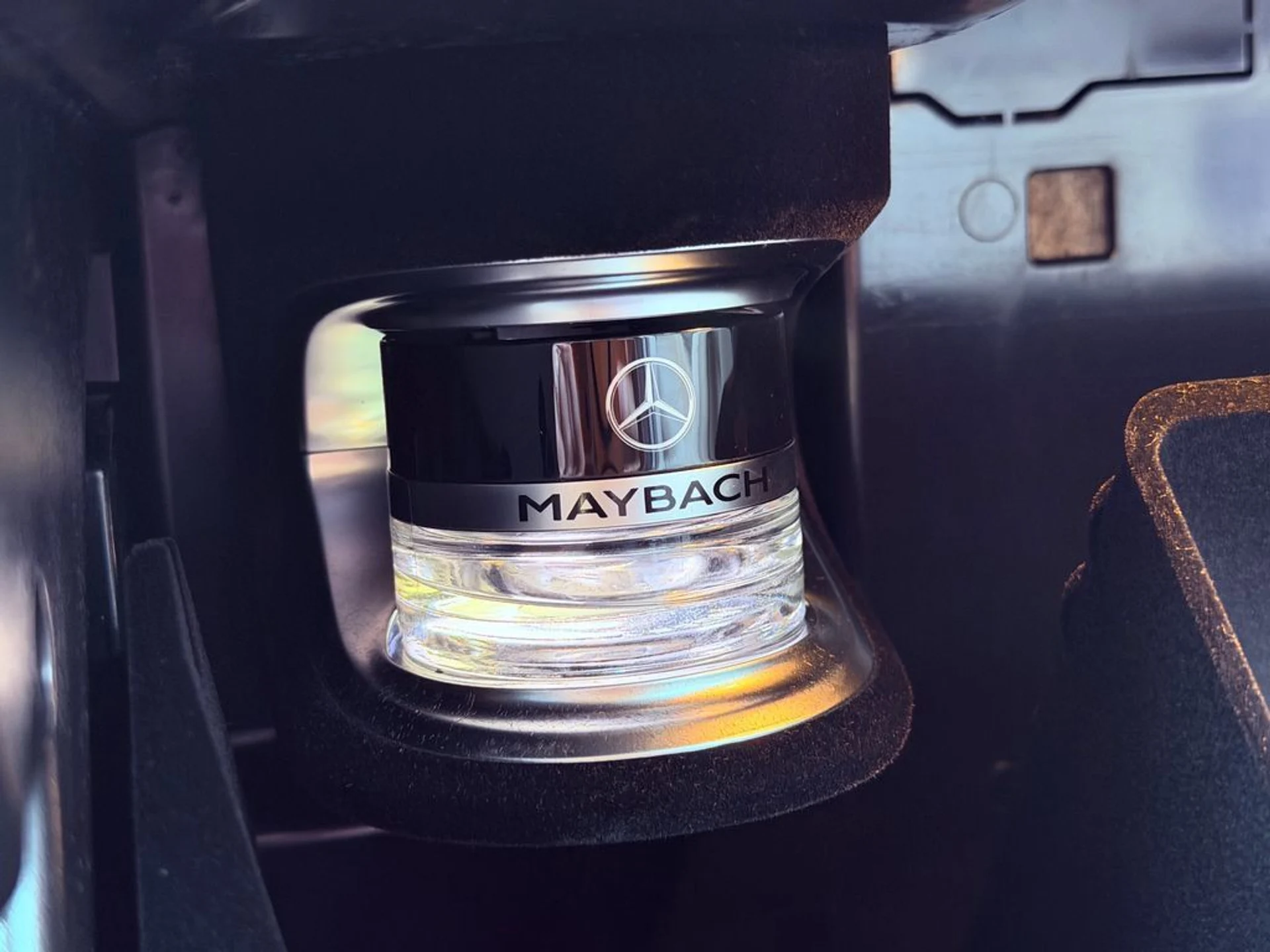 mph031_296088524_b8dc036428eb4f7886b7b1ffd37208db_db18f25cce