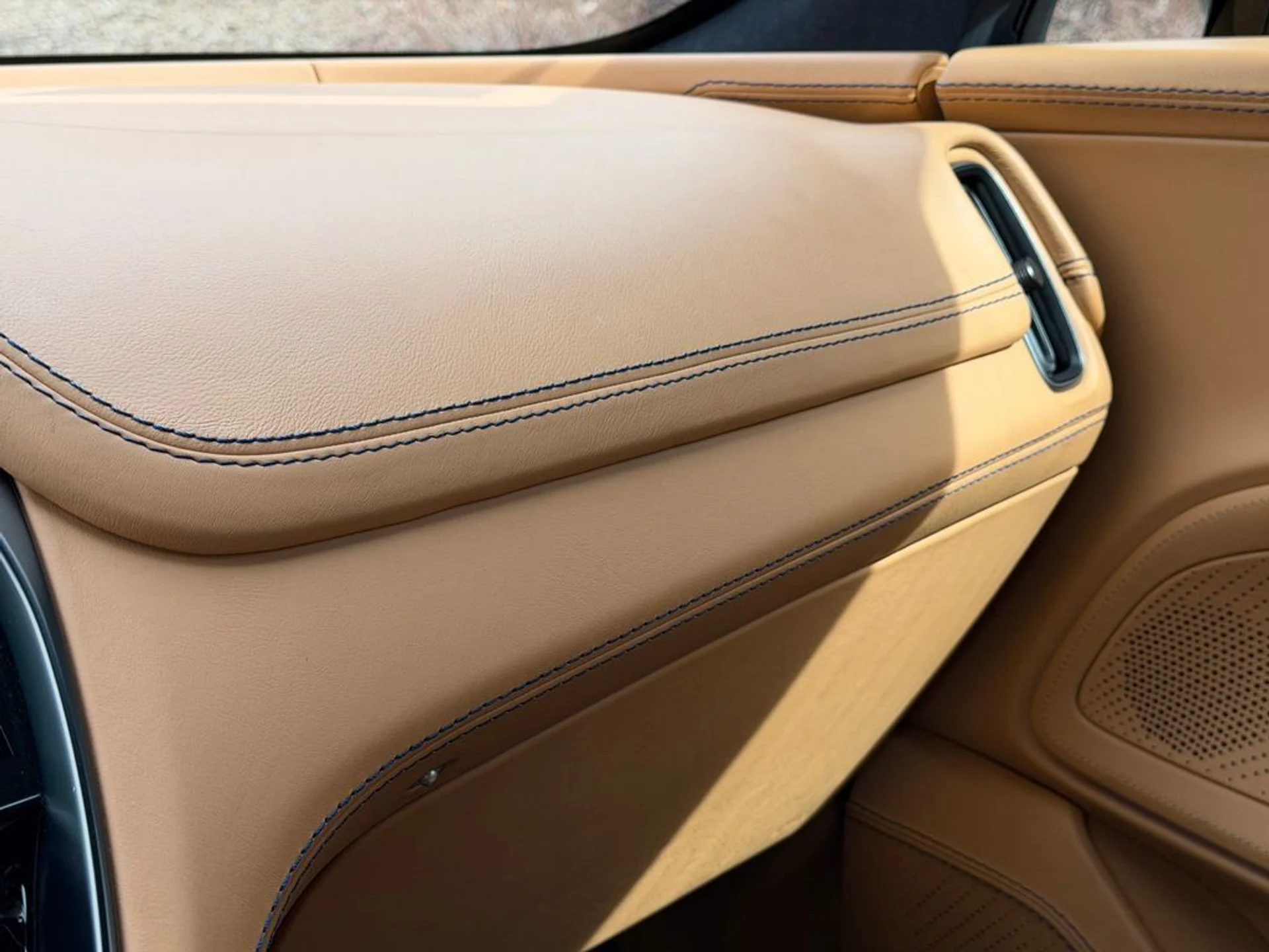 mph031_2965924283_3082b899f0414efa9865dc901d7be46d_bf143712dc