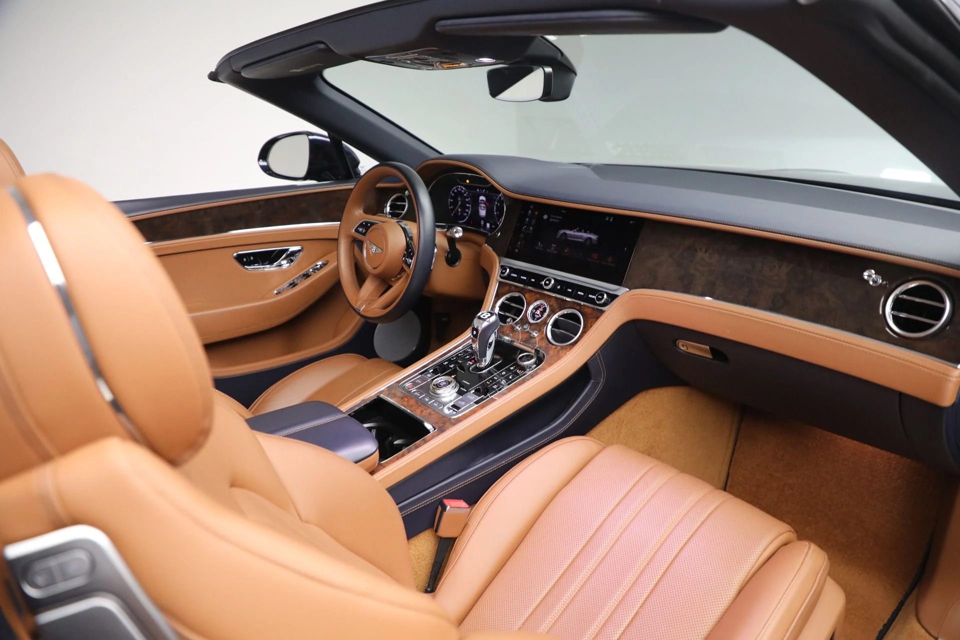 mph031_2966355224_Used_2021_Bentley_Continental_GTC_V8_39a6669b9d