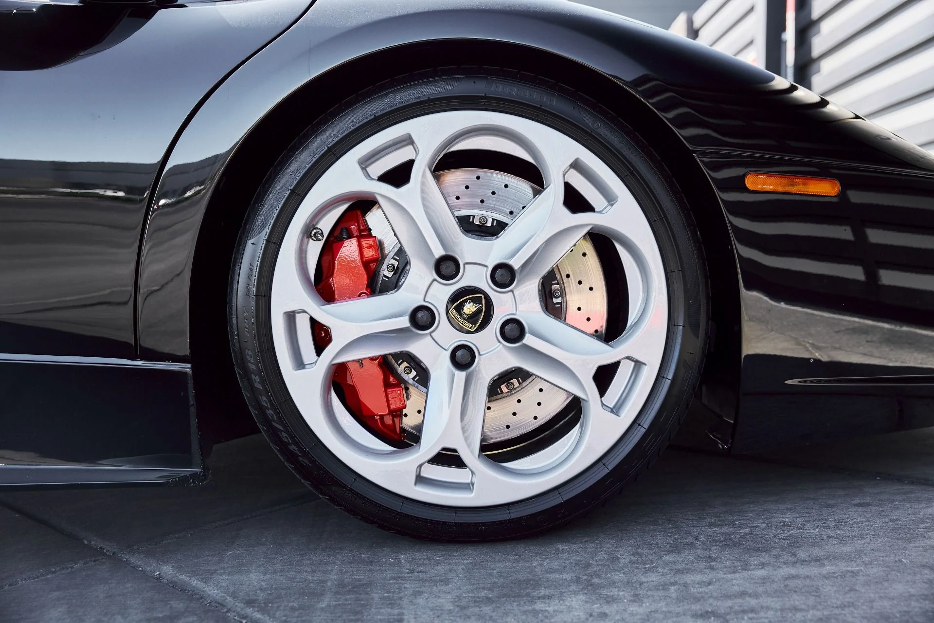 mph031_2969690964_Used_2006_Lamborghini_Murcielago_Base_1773347253_a0d0c0aadb