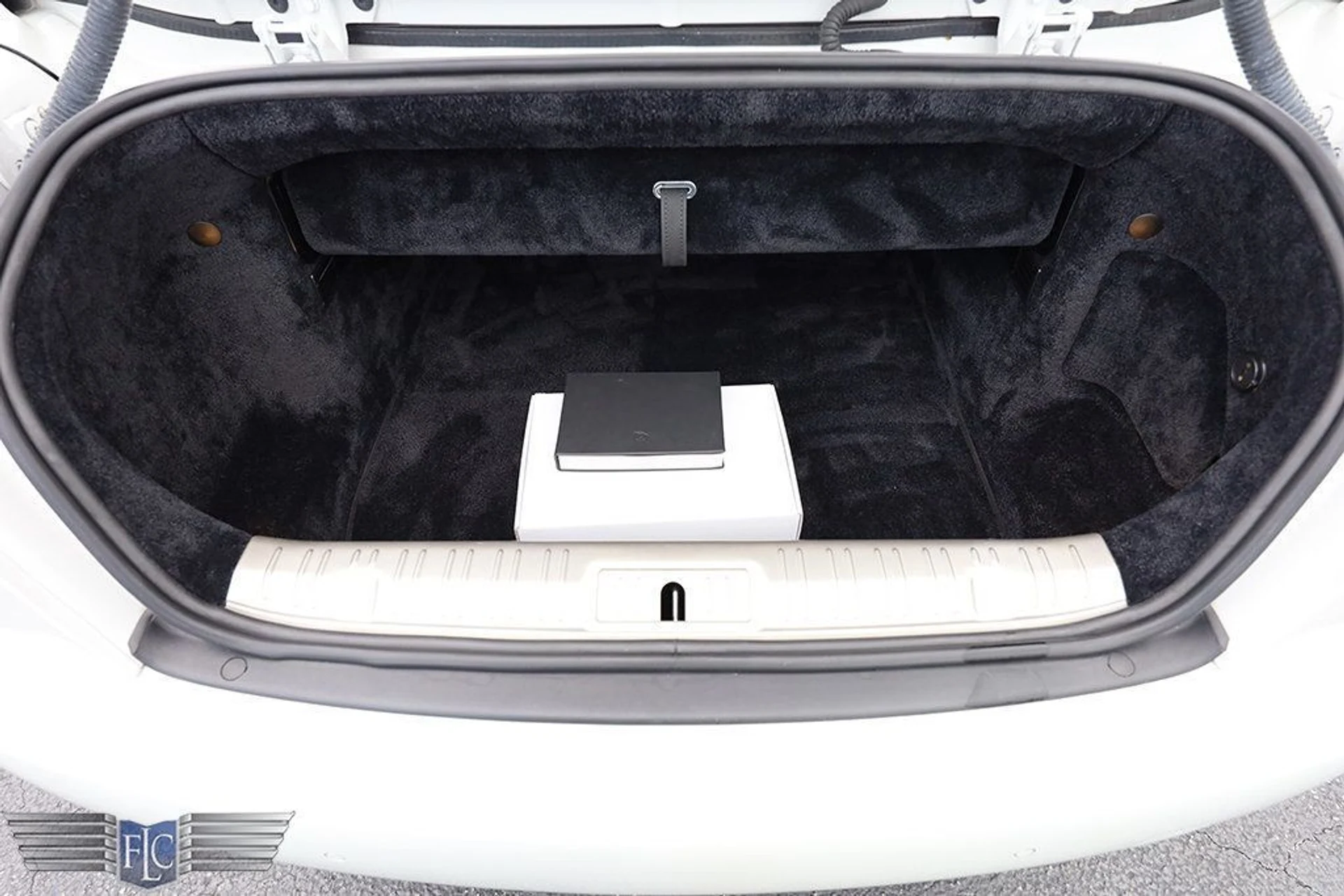 mph031_2971023841_used_2018_rolls_royce_dawn_convertible_6305_22879158_32_1024_8723be8360