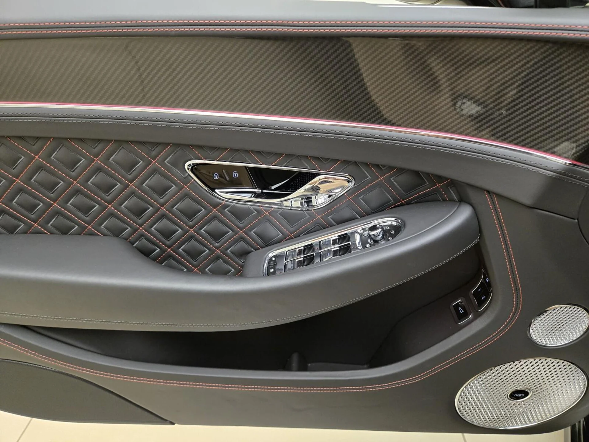 mph031_29855211_Used_2023_Bentley_Continental_GT_Speed_1763542848_52c52b31e0