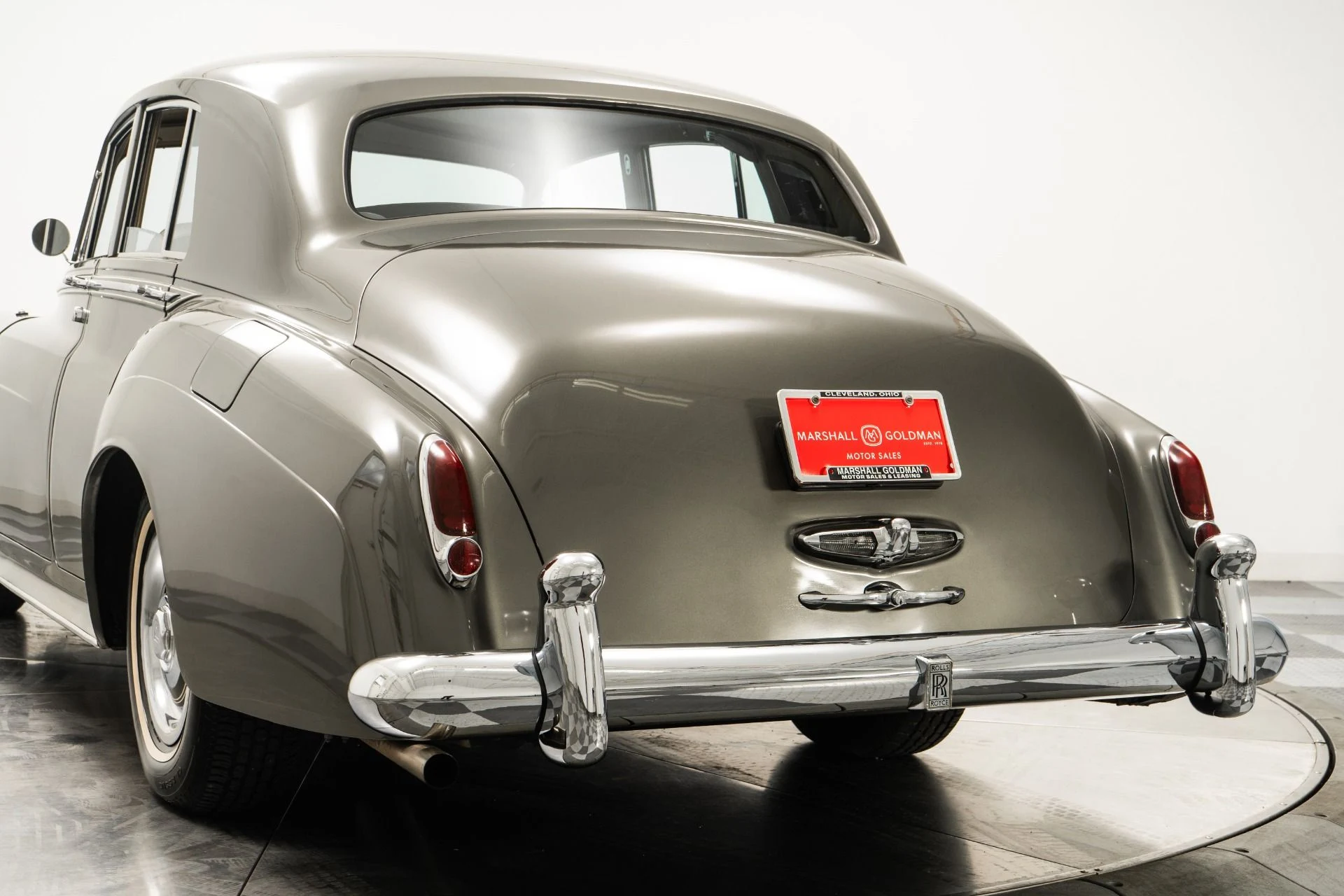mph031_2985919270_Used_1960_Rolls_Royce_Silver_Cloud_II_1757511500_b52604df70