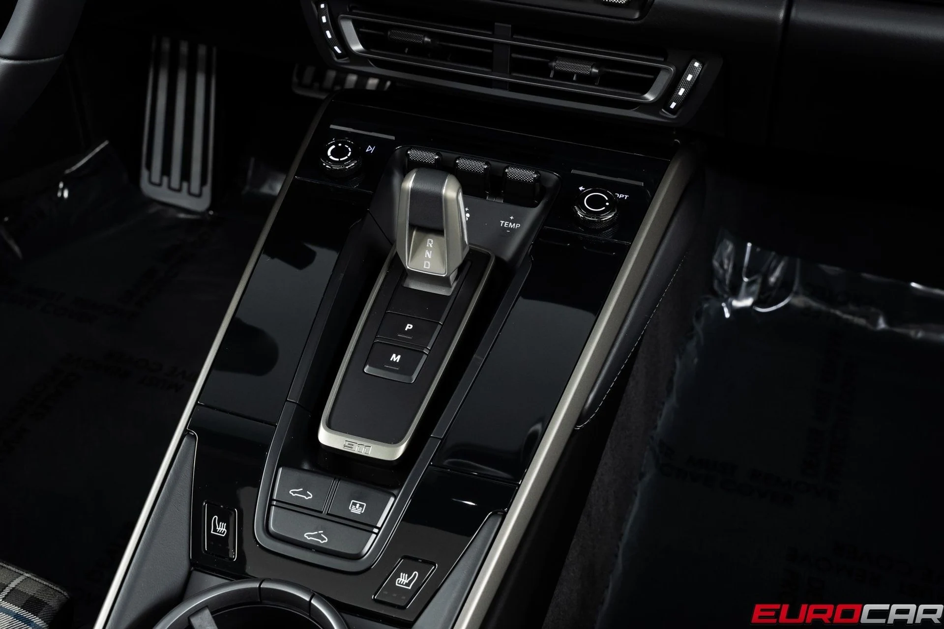 mph031_2998309710_image_32_dda621ffa5