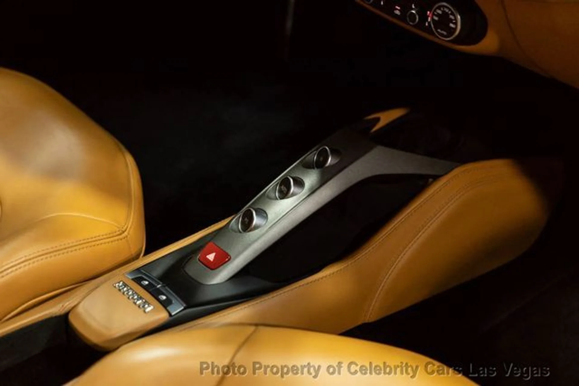 mph031_2999765265_used_2018_ferrari_488_gtb_coupe_9707_23093492_36_640_6b09421583