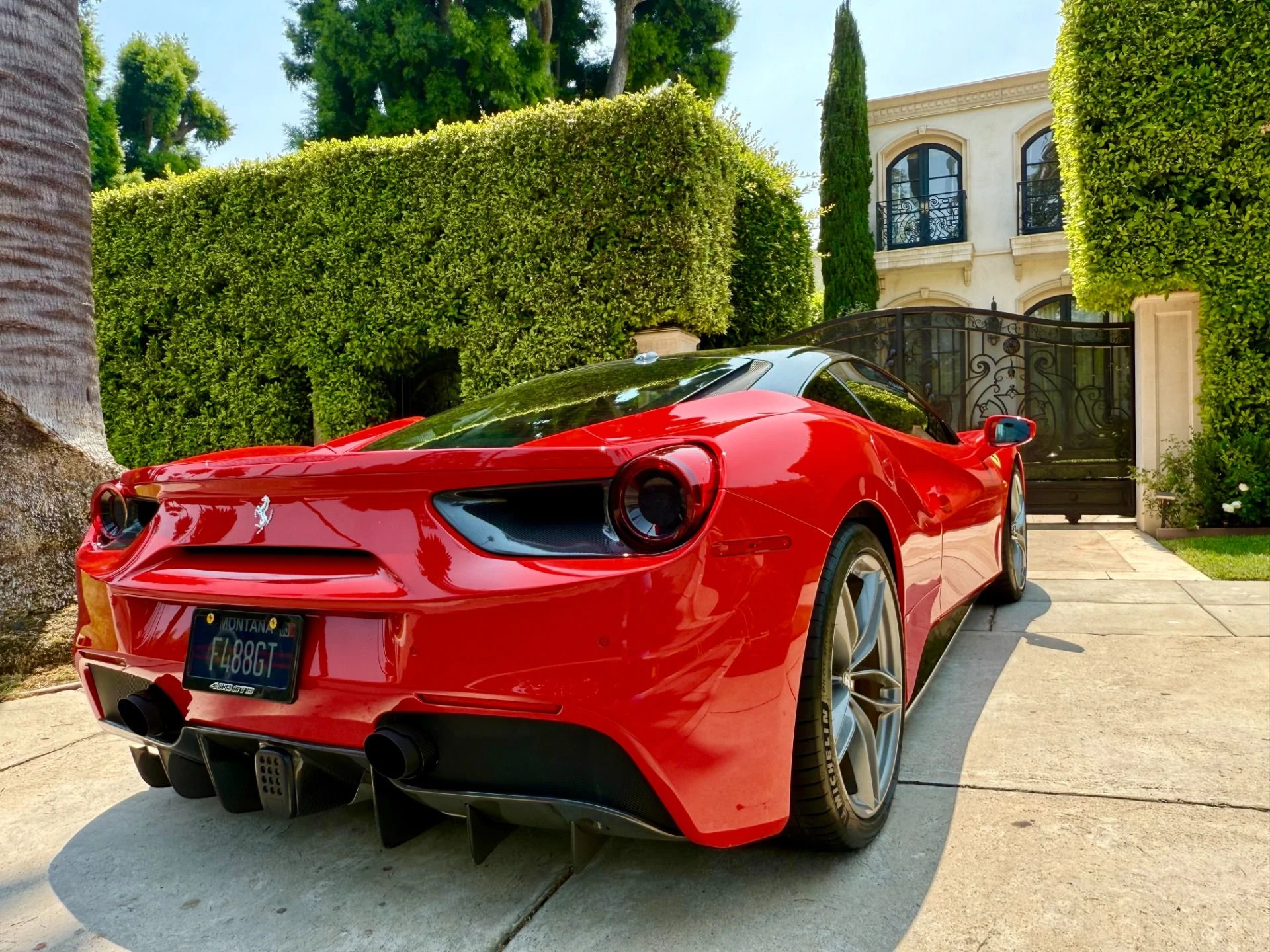 mph031_3000143200_Used_2016_Ferrari_488_GTB_1757699344_8df7103121