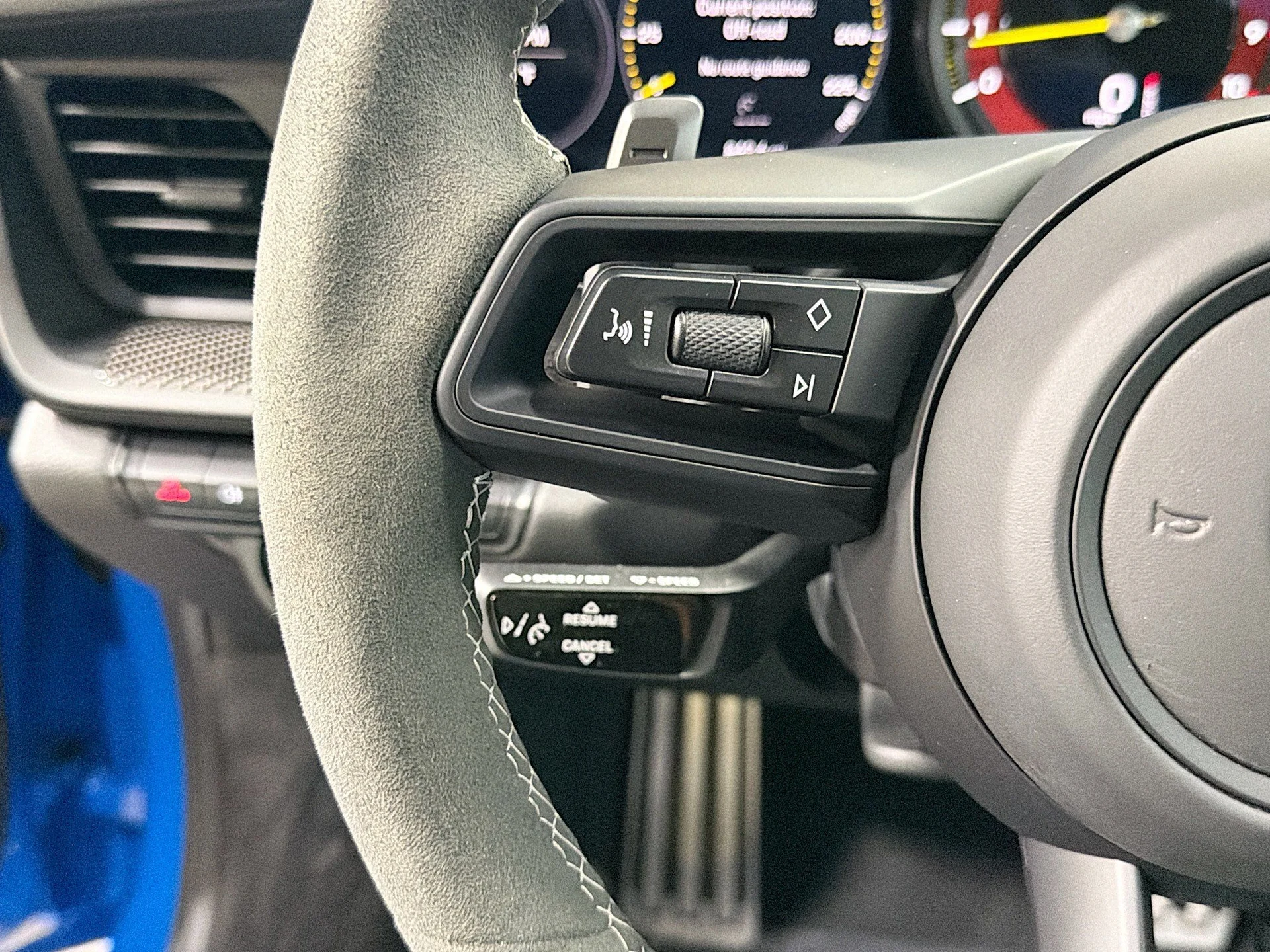 mph031_3002969990_58f92ae9ce5c9d8d5ed37f5ebb5ce2f2_3e03d6ad9f