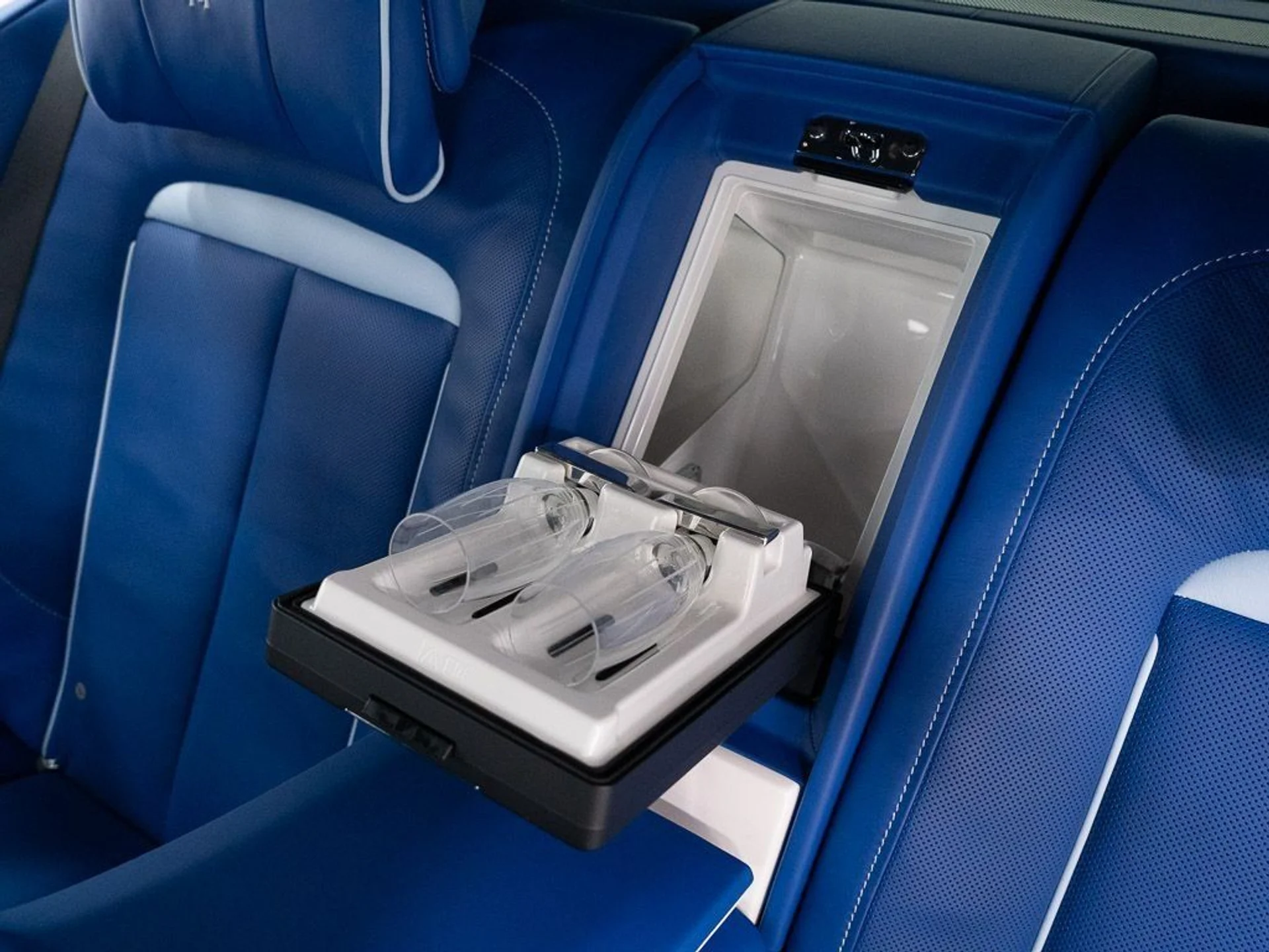 mph031_3004185174_8edc0118d9a0b5566dbe6227f349ad6a_145efae721