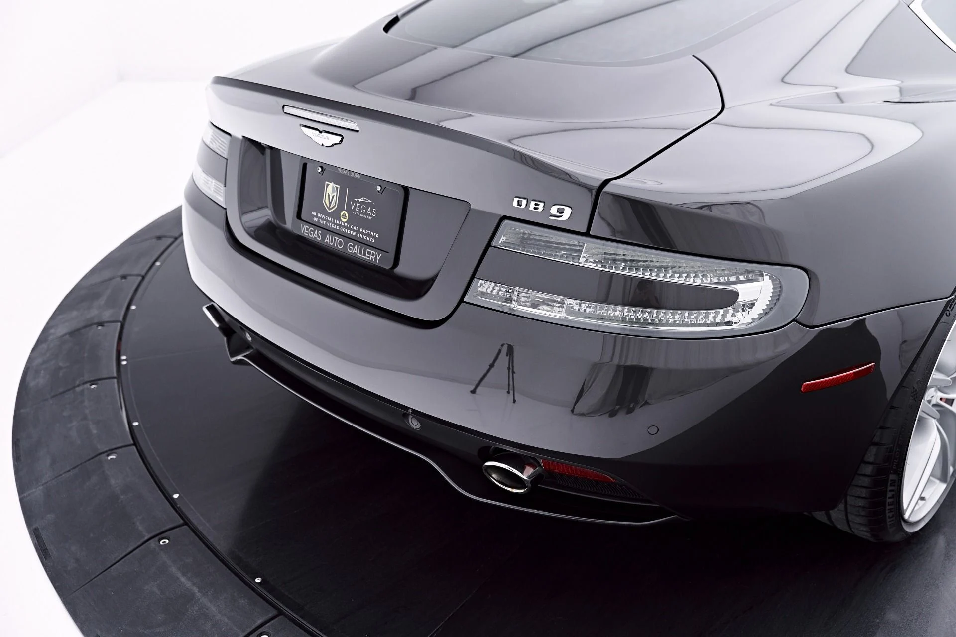 mph031_3005831649_Used_2014_Aston_Martin_DB_9_Base_1780969046_6541a1cfb0