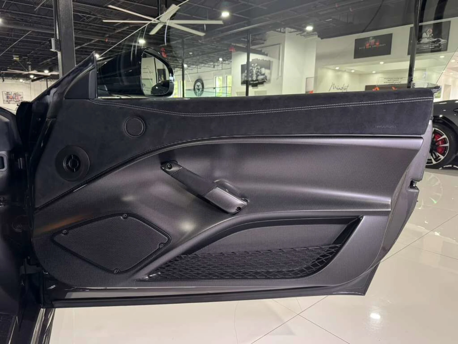 mph031_3012890526_460e93aa54f6843cf089329c0c1c11cb_935e8aaed5