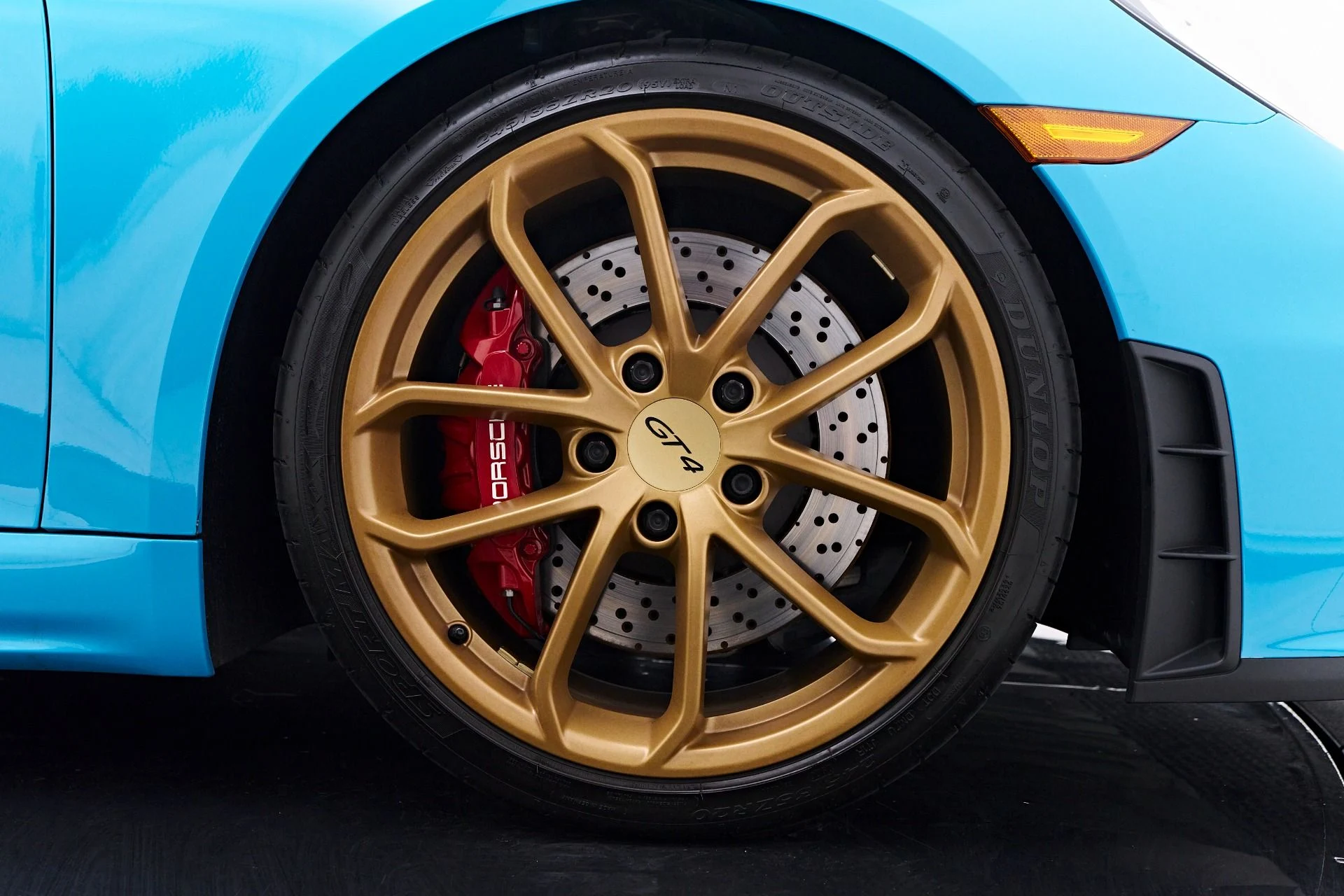 mph031_3019863003_Used_2021_Porsche_718_Cayman_GT_4_1753215060_4b31fe55d1