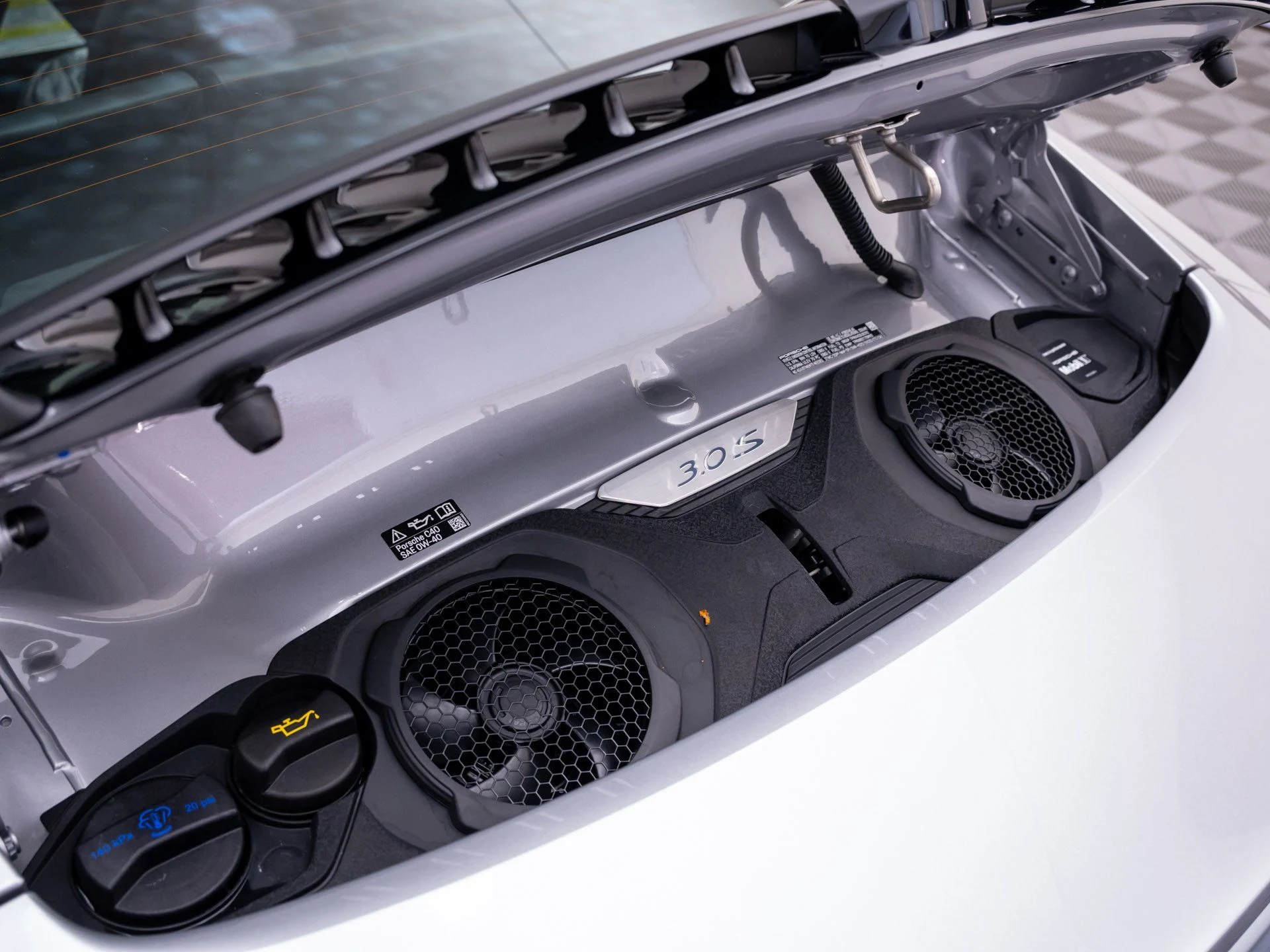 mph031_3036142443_4e8e1639255f178482826936d97d929ax_953f1e4713