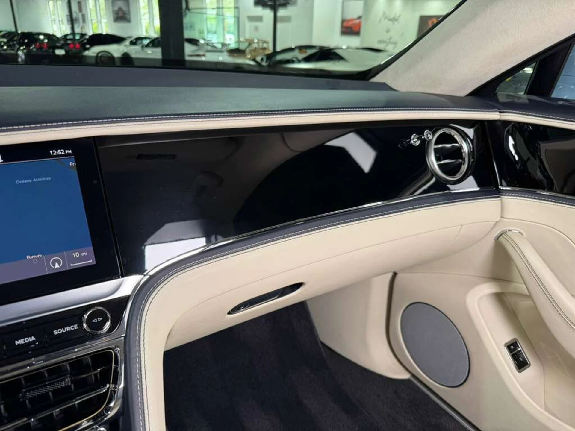 mph031_3036364762_27772aef5410058f8635ae76f054f5ce_5474061db2