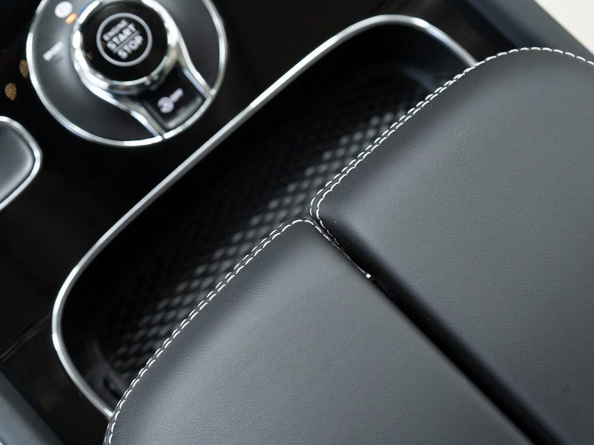 mph031_3037665535_22ab14213defbfa7161d5d8c1d421008_6817a26e55