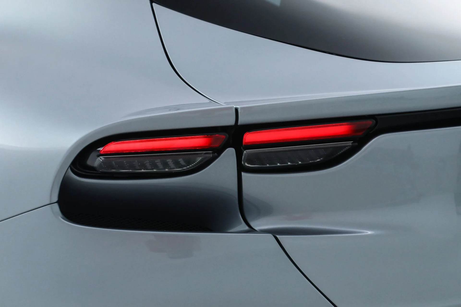 mph031_303864659_99e3d548bdf7e36f1bc3ba9e4a4b8ebb_21f4362c82