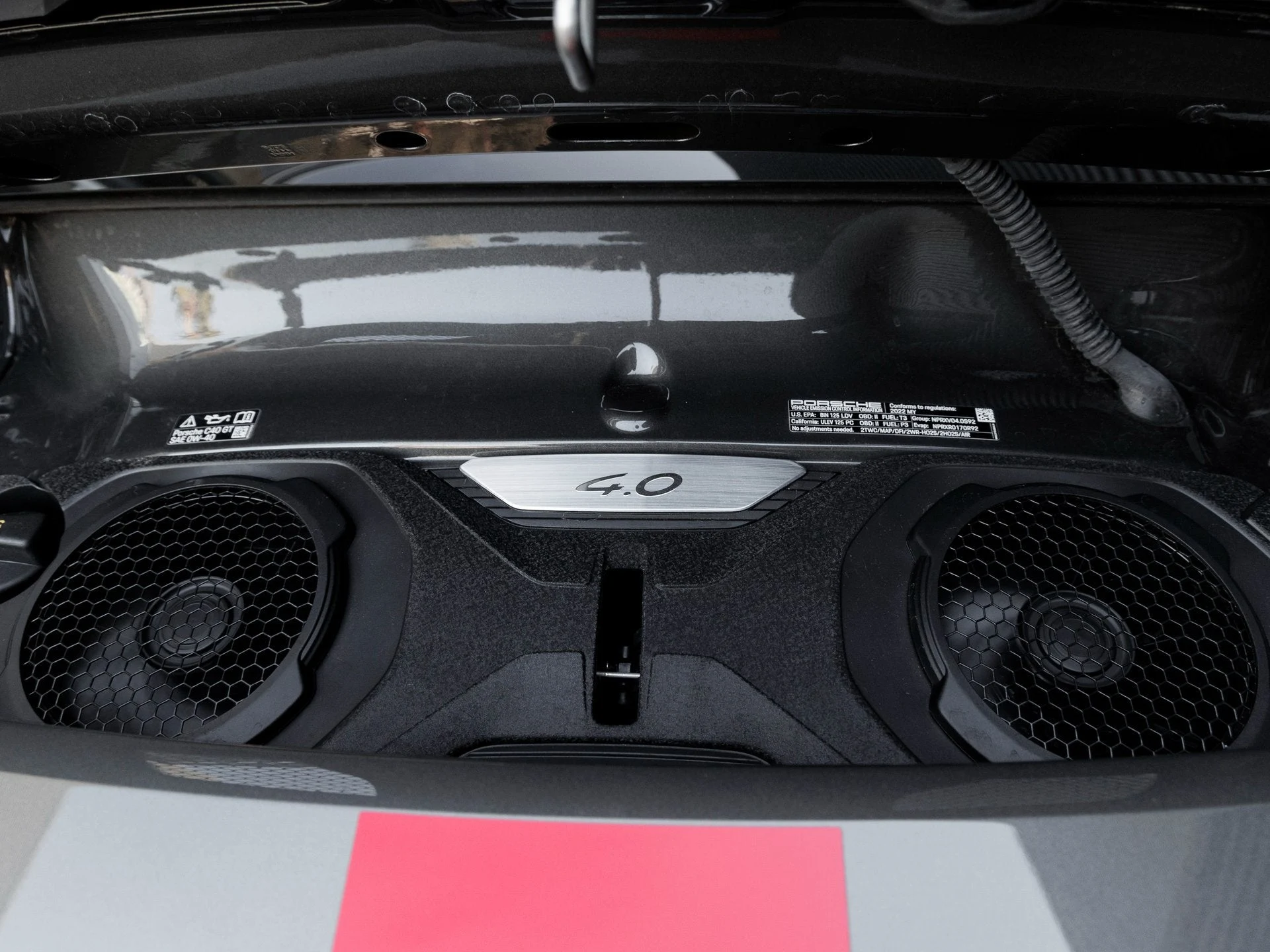 mph031_3039964925_32_5c024036f9