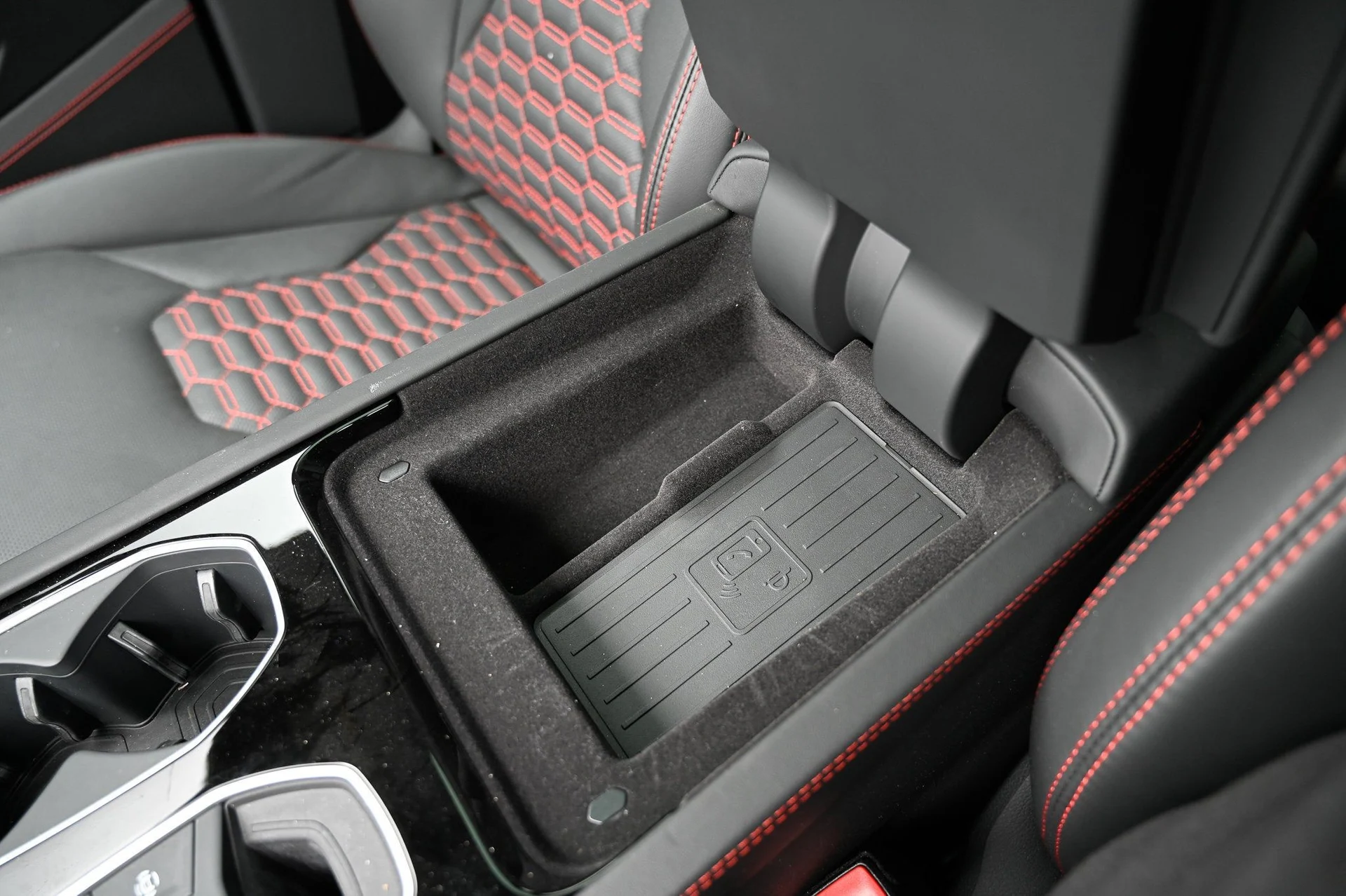 mph031_3051636062_a7aa0ade082e4c588459293eae36706e_9a7ea2c350