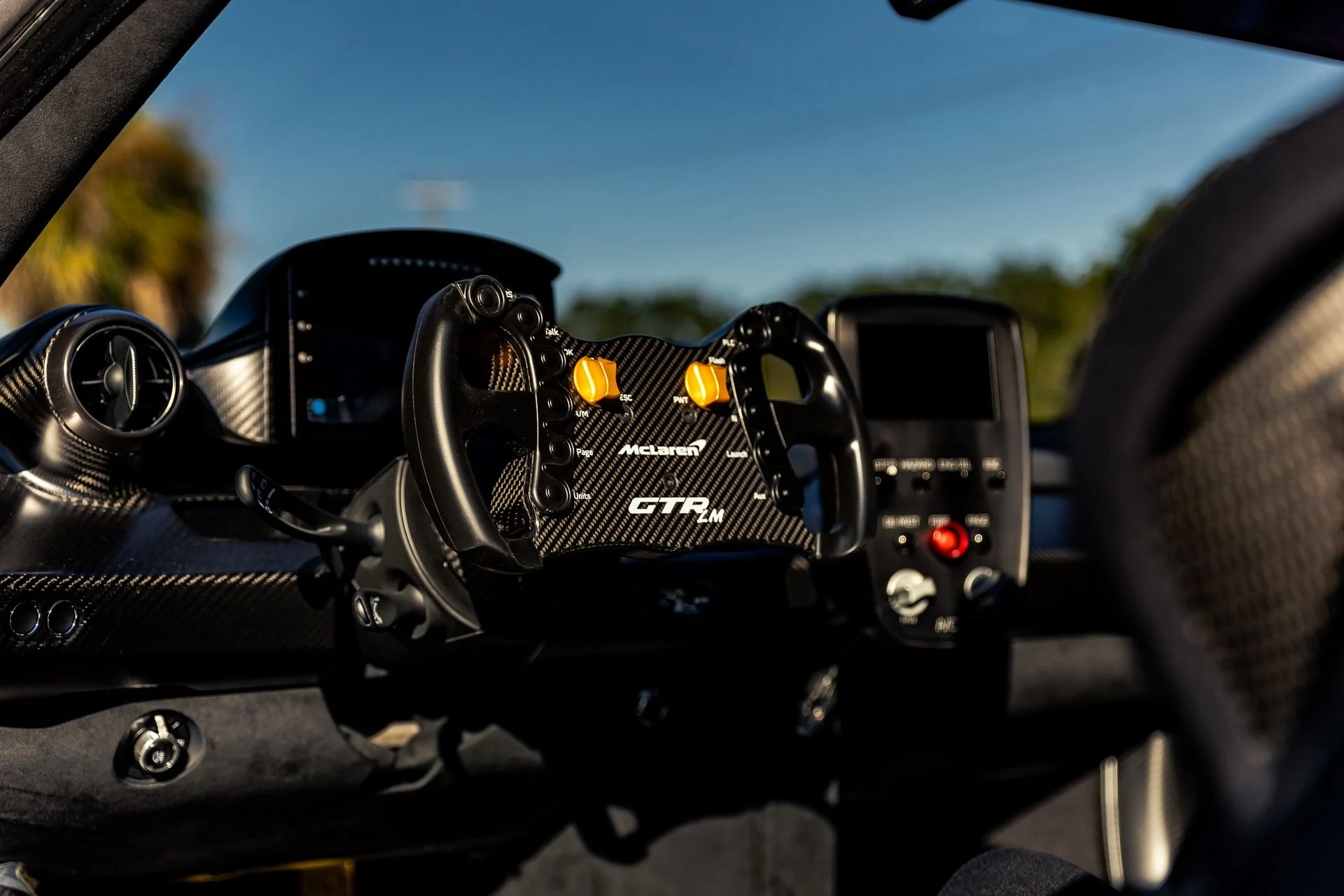 mph031_3052883521_322_p32_l_738b2d7185