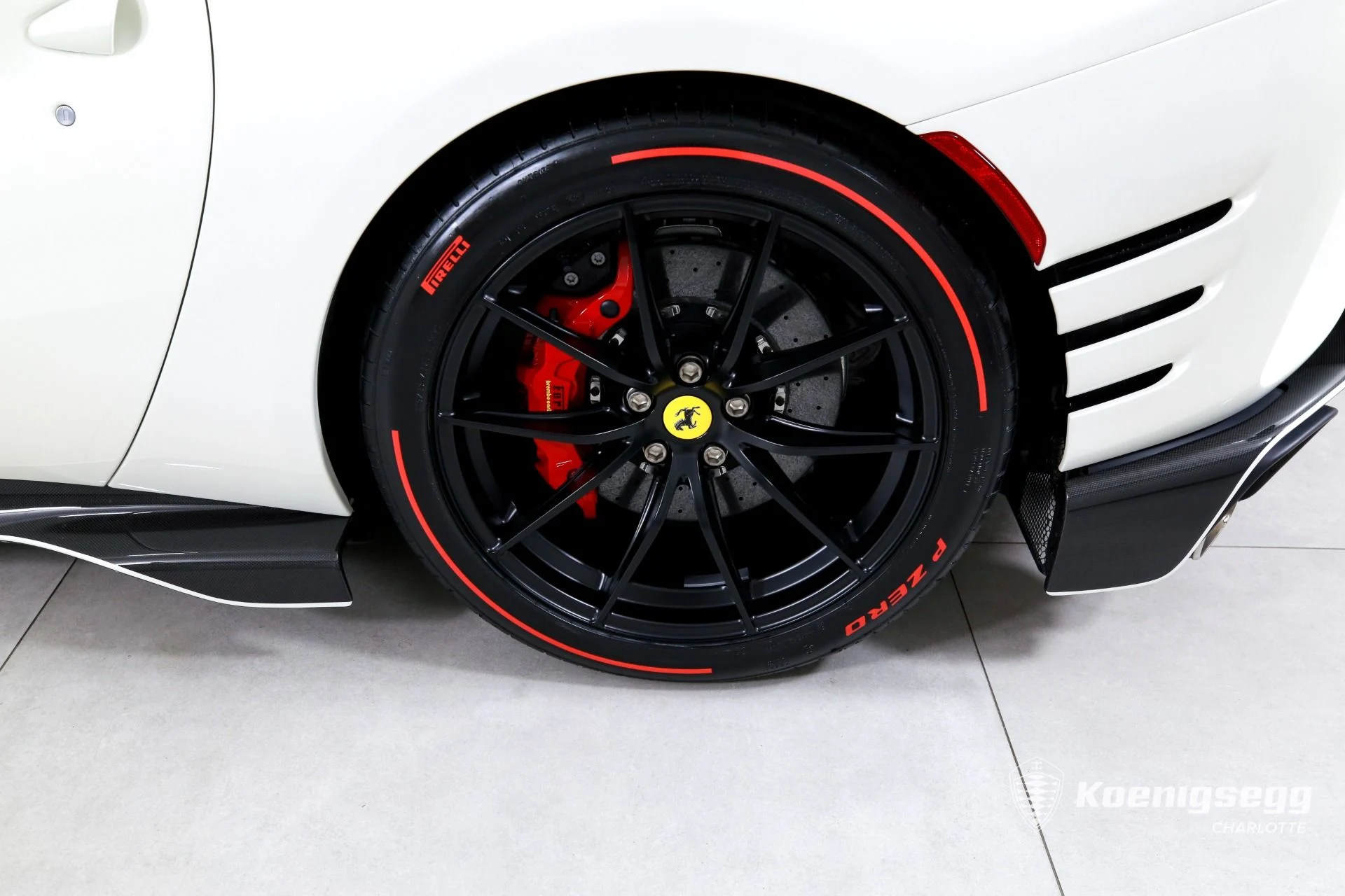 mph031_3053870381_Used_2022_Ferrari_812_Competizione_1783436610_1921655df6