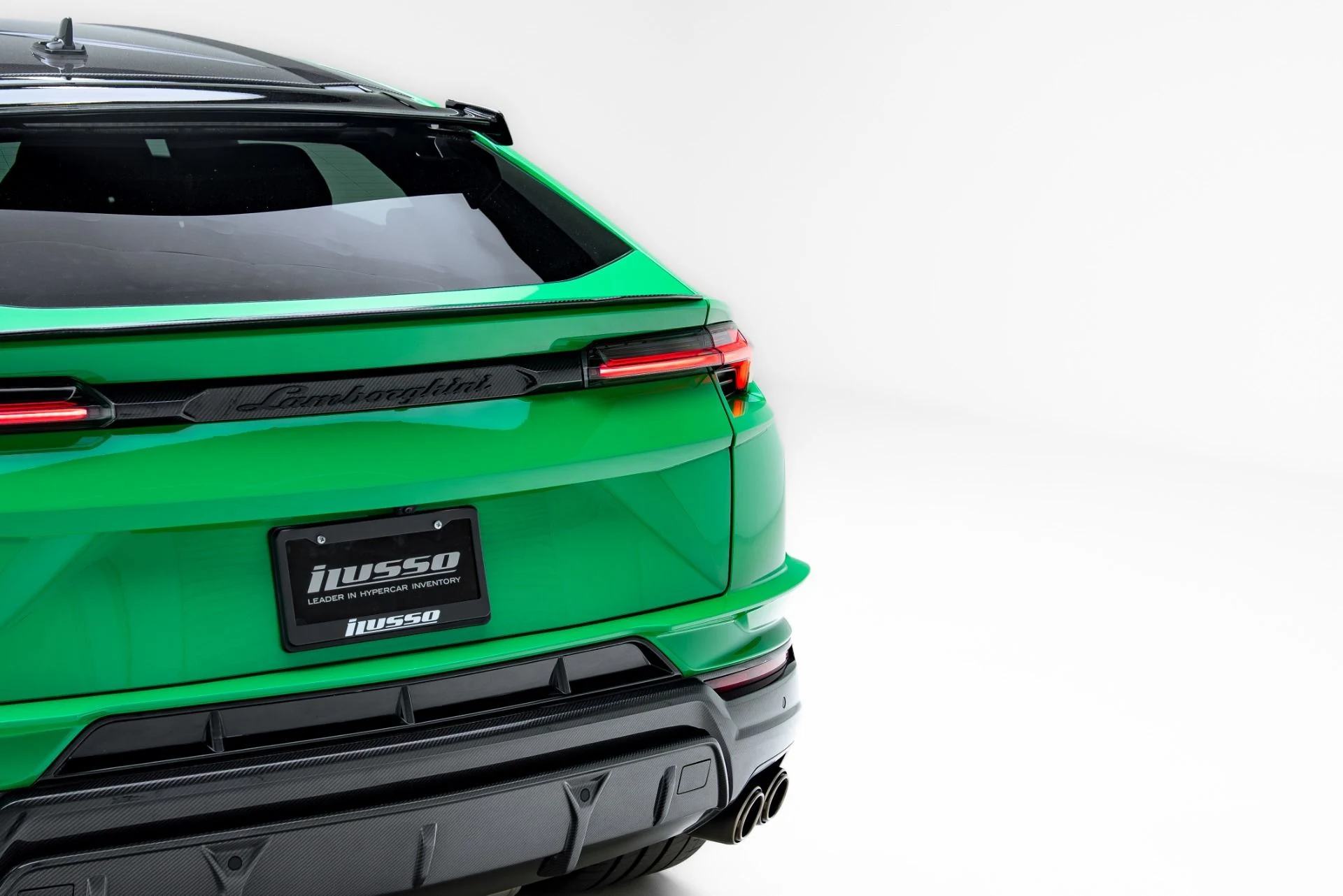 mph031_3058290589_Used_2023_Lamborghini_Urus_Performante_1776977972_5d2f87f382