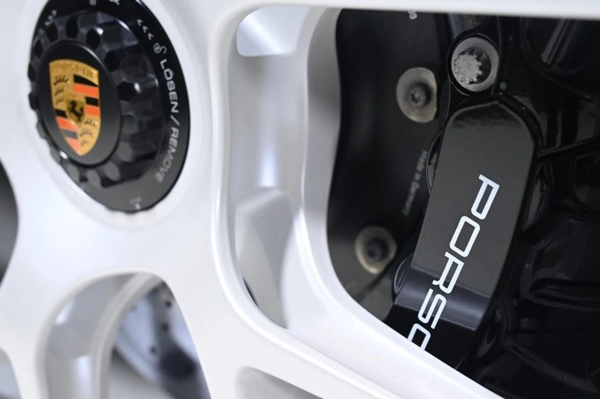 mph031_3059599054_fdf351a9be664f98a83dbf5f3ccd224a_90d8512cfa