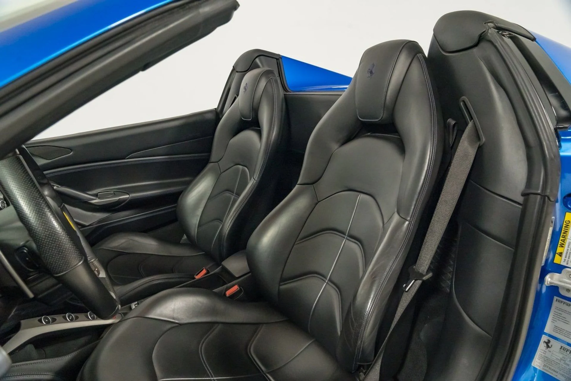 mph031_3061755215_08d4a0ed7dda4068bbc52f86d5f78d25_018cc7b23a