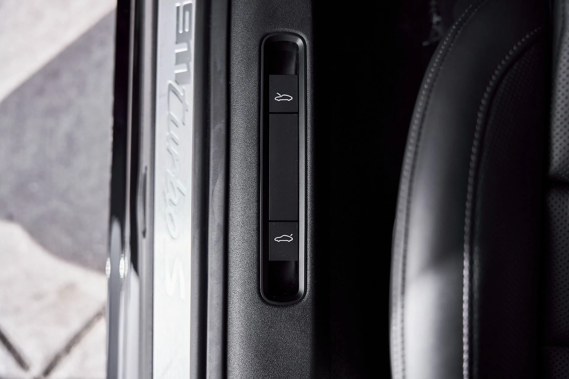 mph031_3067592873_Used_2024_Porsche_911_Turbo_S_1772073671_65cd7908de