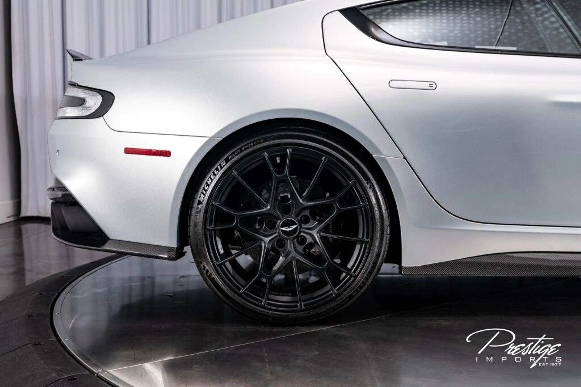 mph031_3073122804_52b586622227af021b1af1613242211e_29df5ddf46