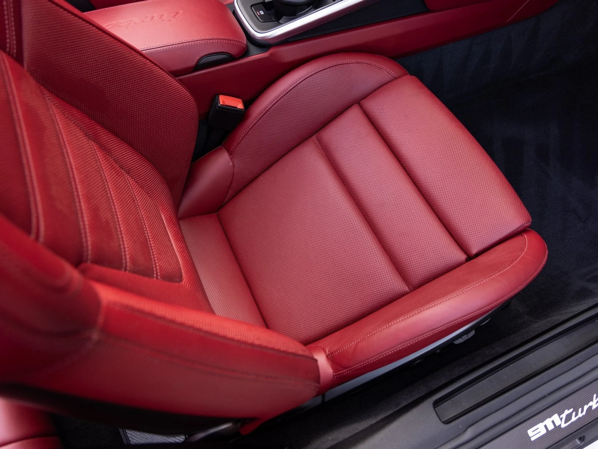 mph031_3078898349_32_ff8eadf166