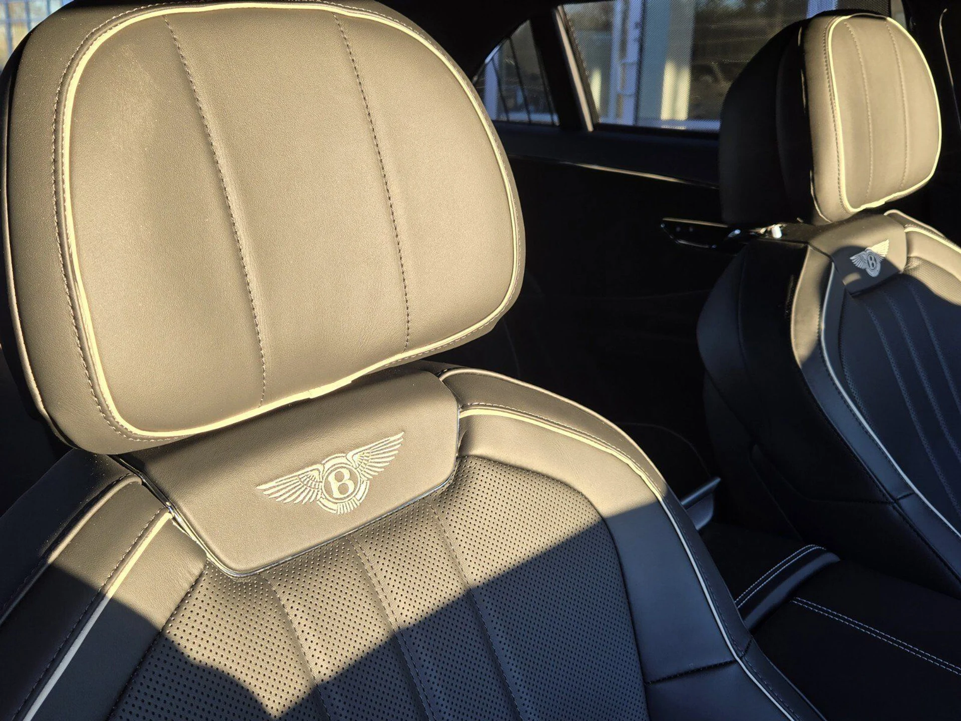 mph031_3084731920_7299dde2e4b09b6d8a45cbb145d2bc83x_2df32b9b64