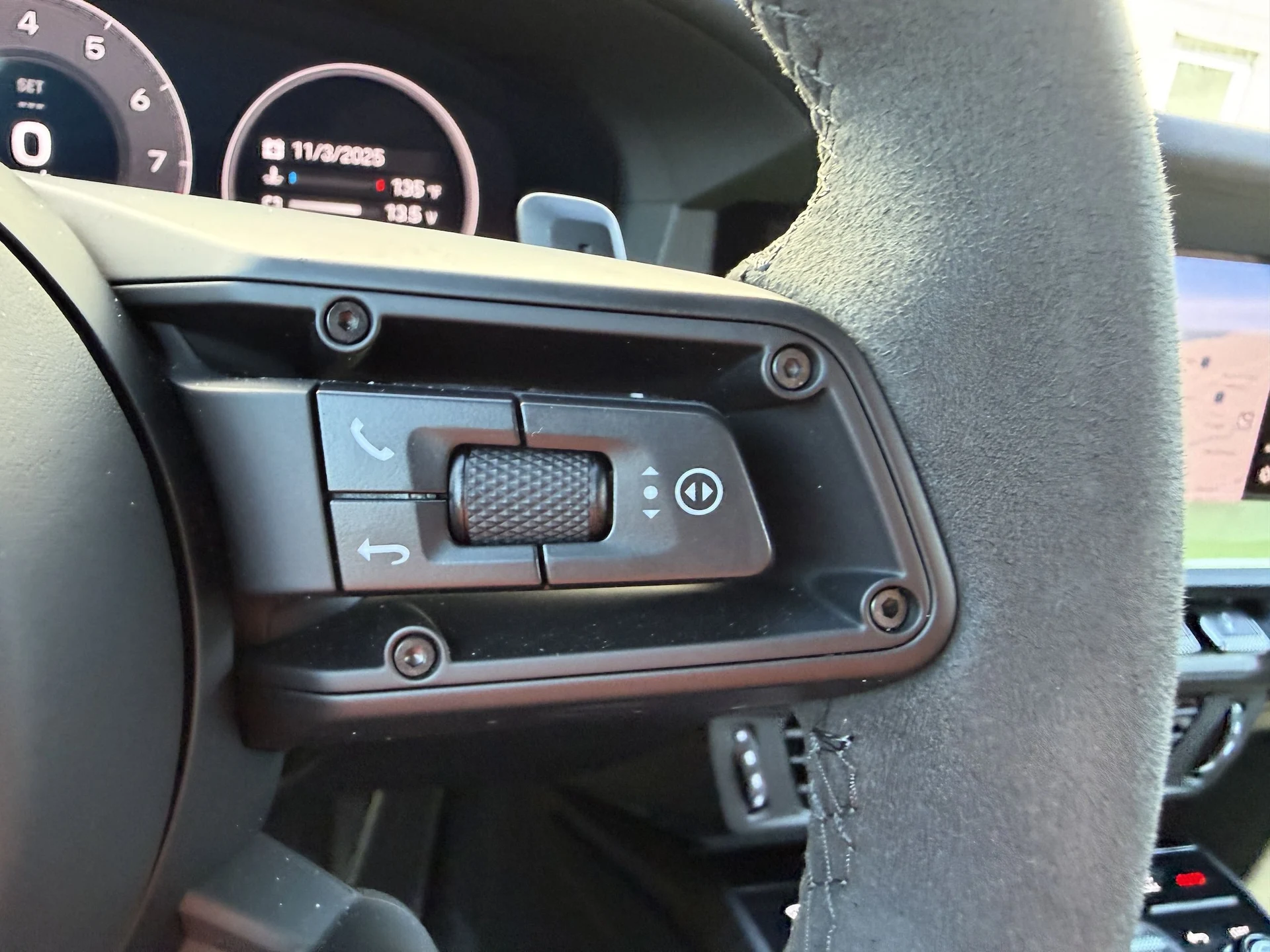 mph031_3089260430_ed54adf86f8bf60a84af56c957ef5d43x_c8cffd6eea