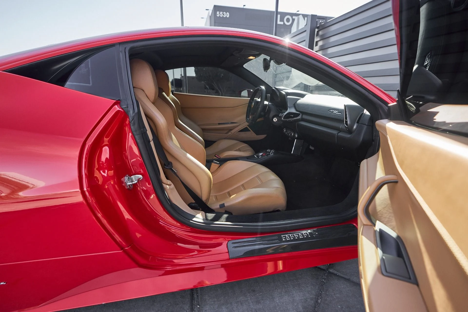 mph031_3090607195_Used_2013_Ferrari_458_Italia_Base_1764783137_ce7ca84bc8