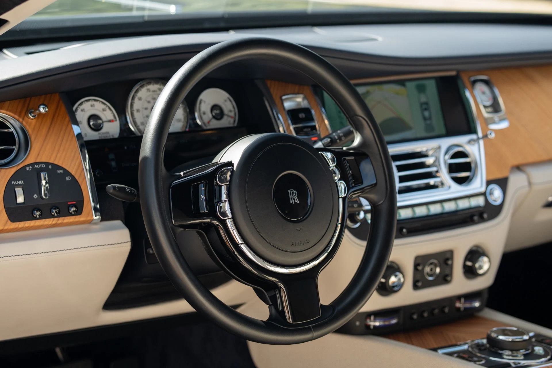 mph031_3095238873_Used_2016_Rolls_Royce_Wraith_1762887183_7a5f544726